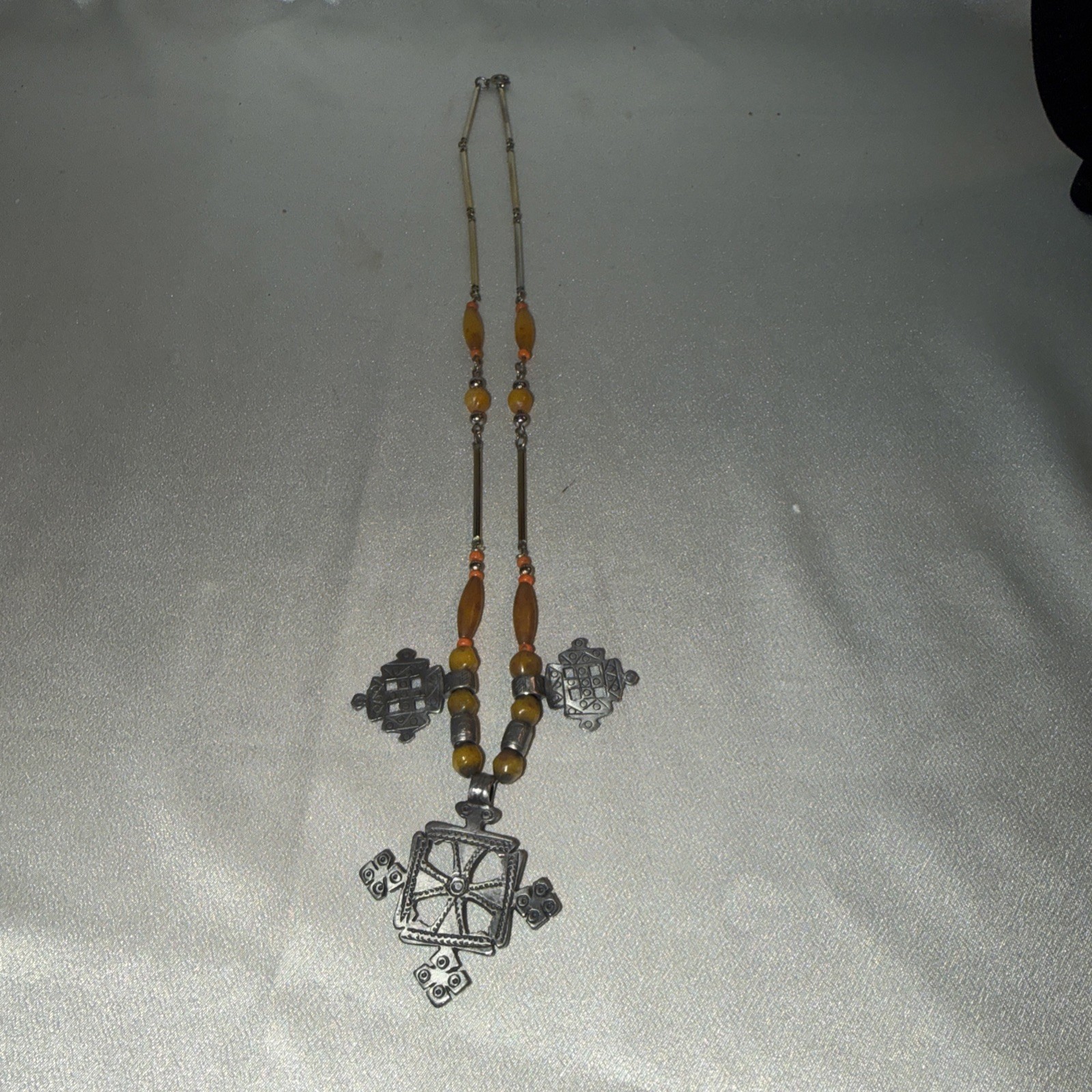 Vintage Retro Multi Beaded Pendant Necklace 20 Inches Long
