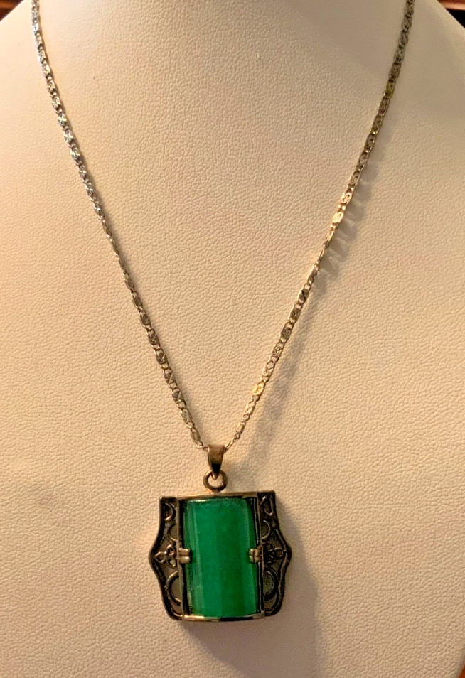 Vintage Art Deco Green Stone Silver Tone 18KT Gold Plate Pendant on 17” Chain