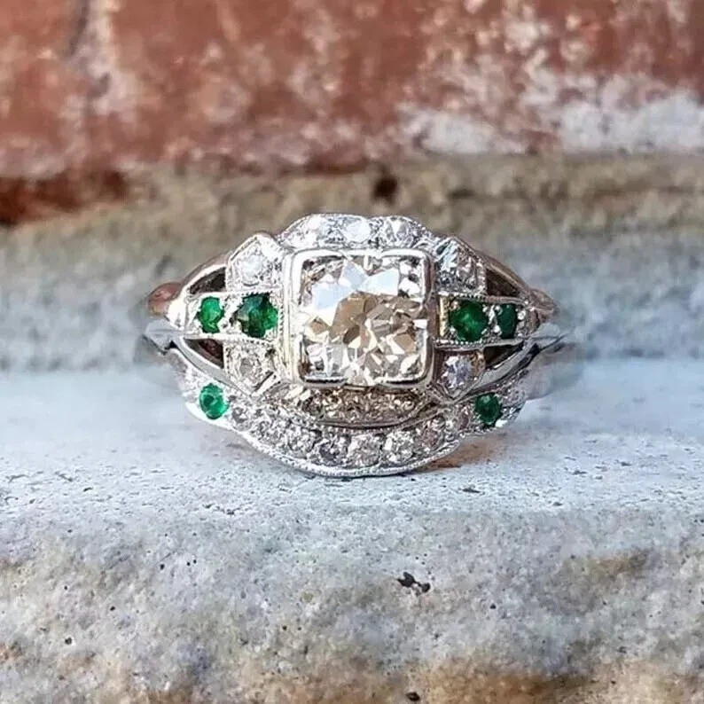 Art Deco Vintage Style Lab Created Diamond Emerald 925 Silver Christmas Ring Set