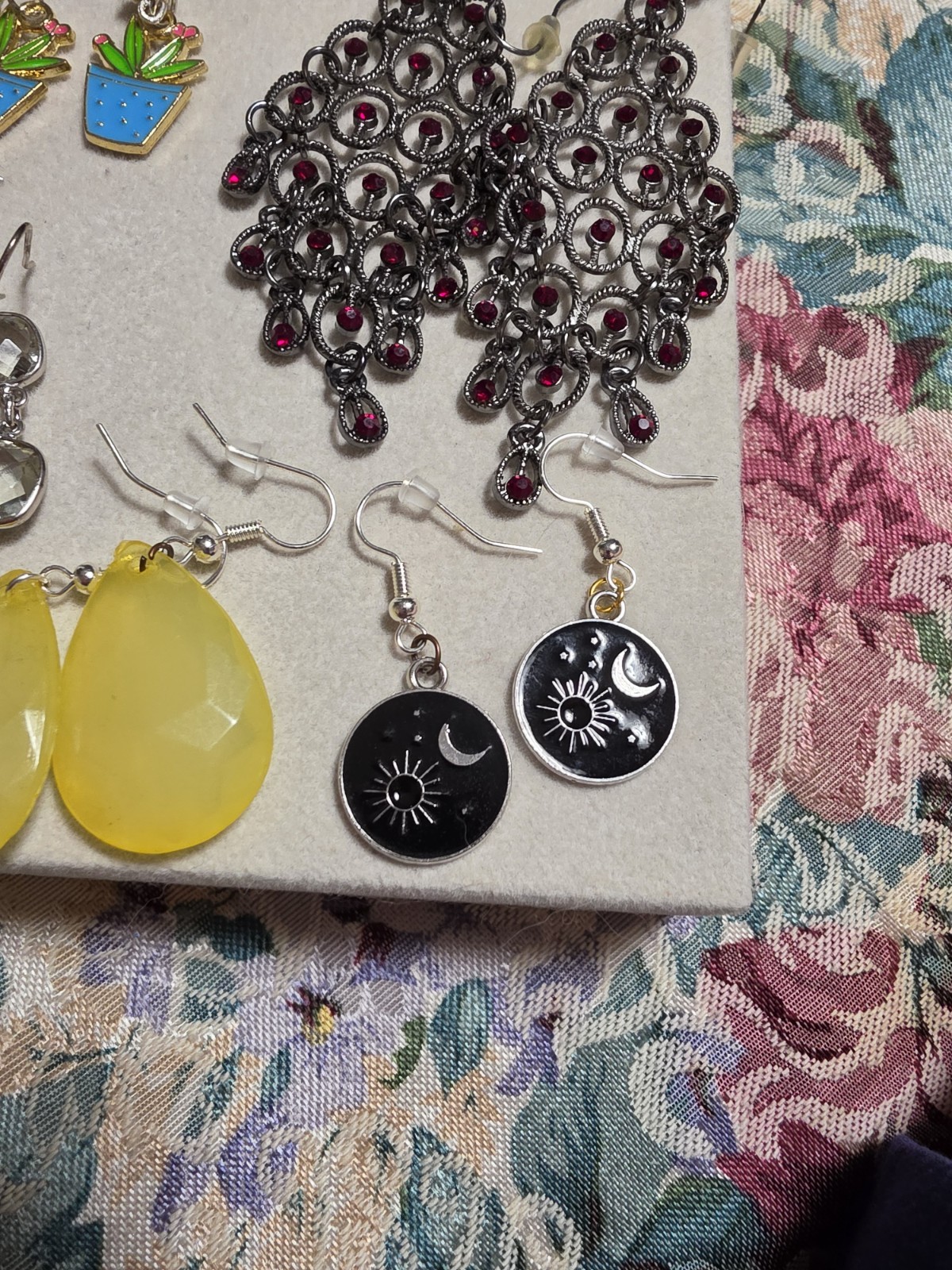 Vintage Hook Dangle Earrings Lot Of 10 Pairs