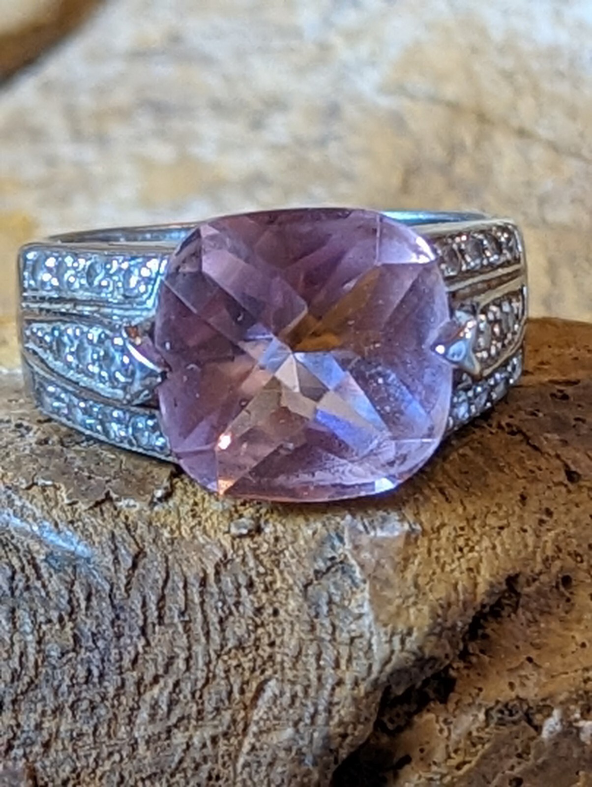 Silver 925 Pink Ring Size 8.75 Beautiful And Flashy With Large / Small Stones