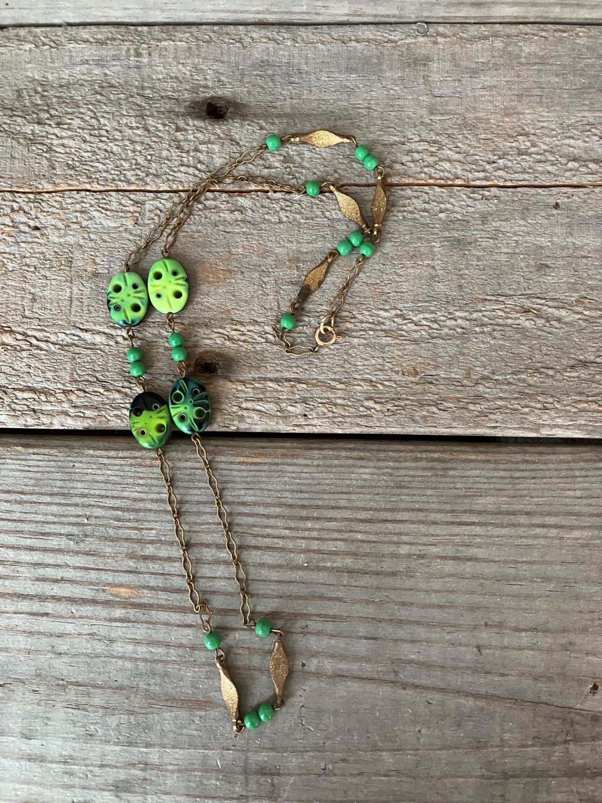 Vintage Art Deco Czech Green Glass Carved Beads Paperclip Chain 26 in Necklace