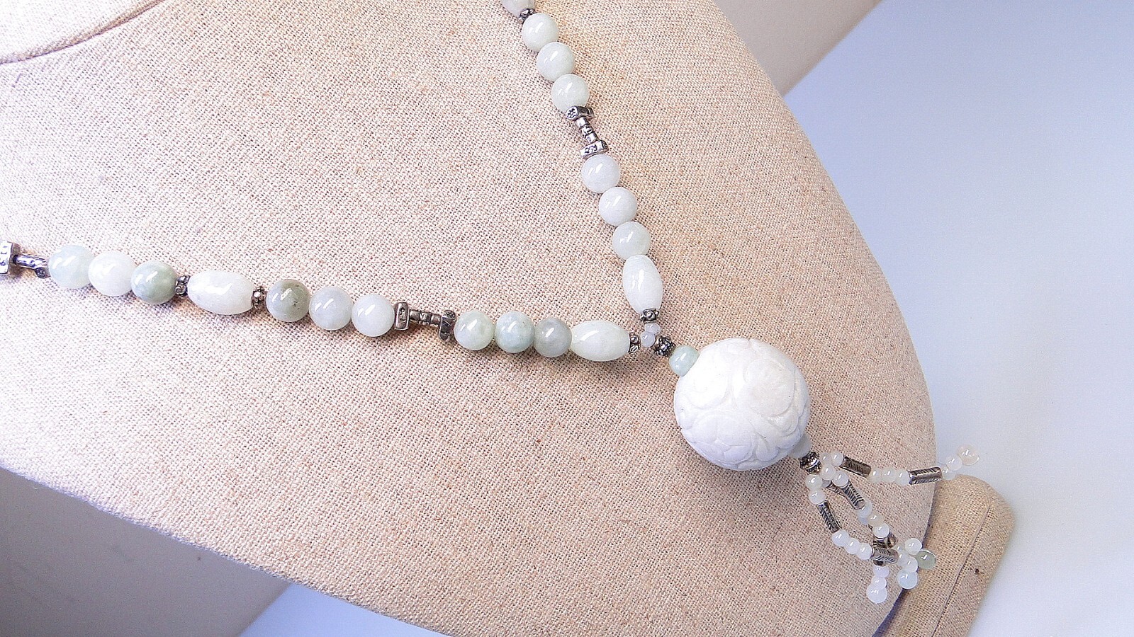 Gorgeous Carved Jade Bead Sterling Dangle Beaded Necklace