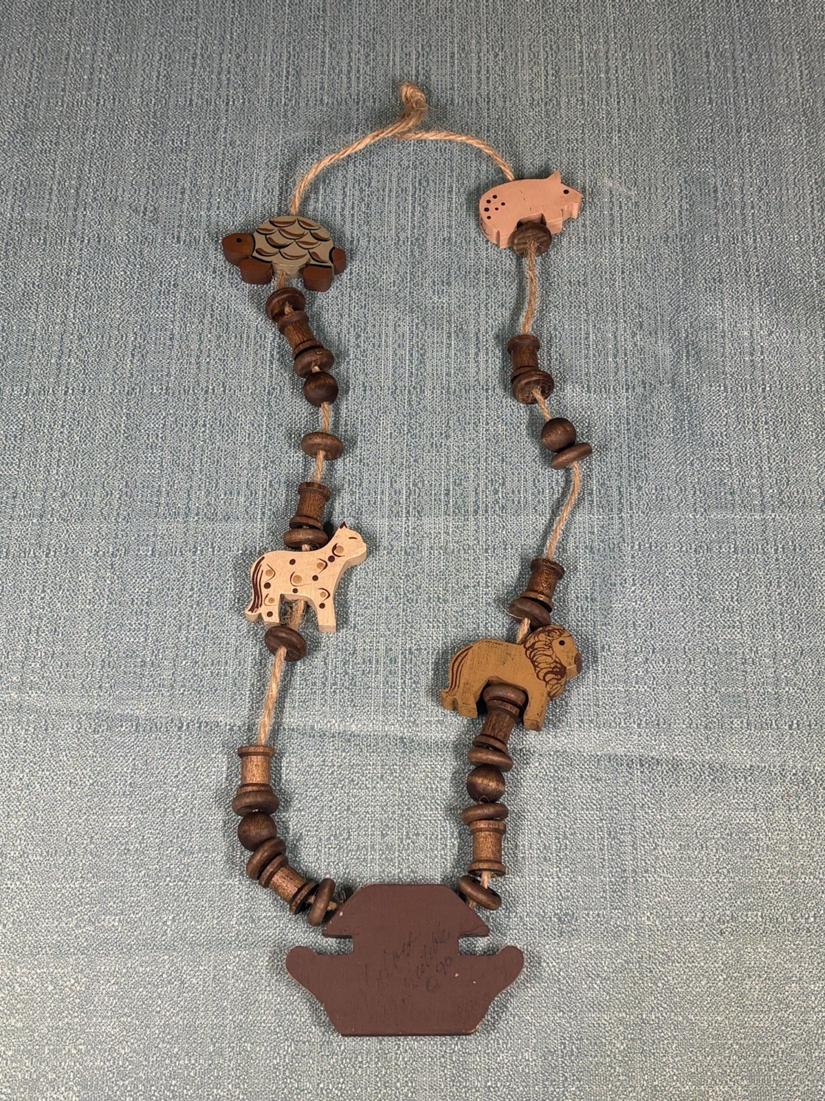 Vintage 1990 Noahs Ark Wooden Handmade Necklace Village Collectibles Teachers
