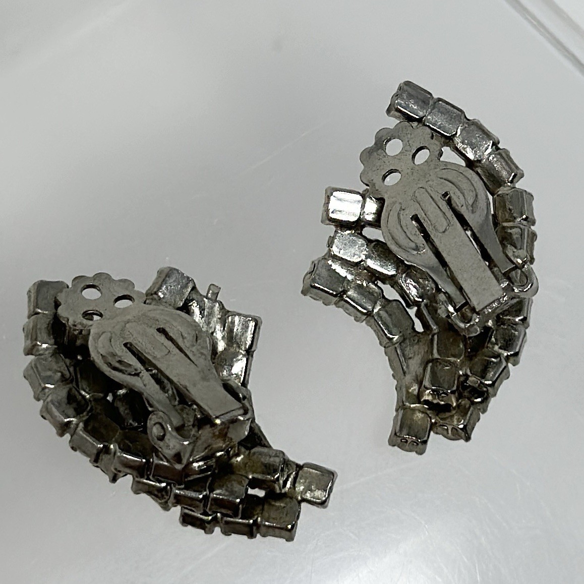 Vtg Unmarked Kramer Gray Rhinestone Cat Eye Cabochon Brooch Clip On Earrings Set