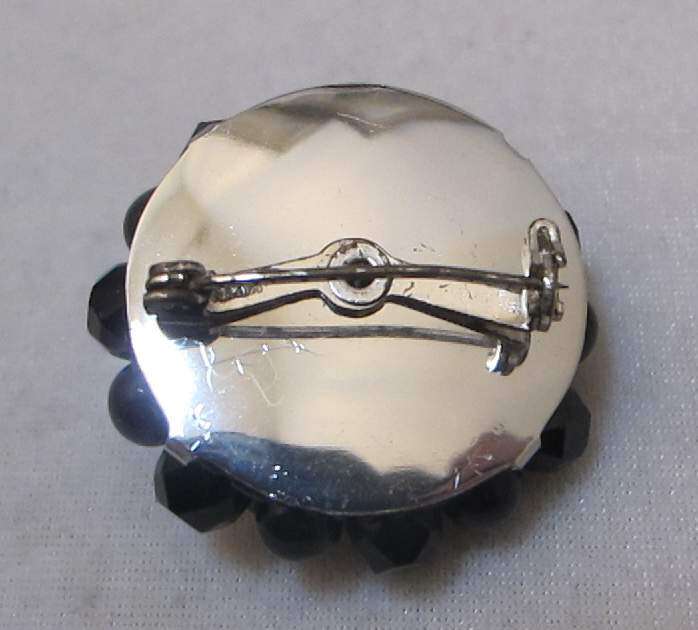 Vtg Black Faceted & Round Glass Beads Cluster Brooch No Metal on Front