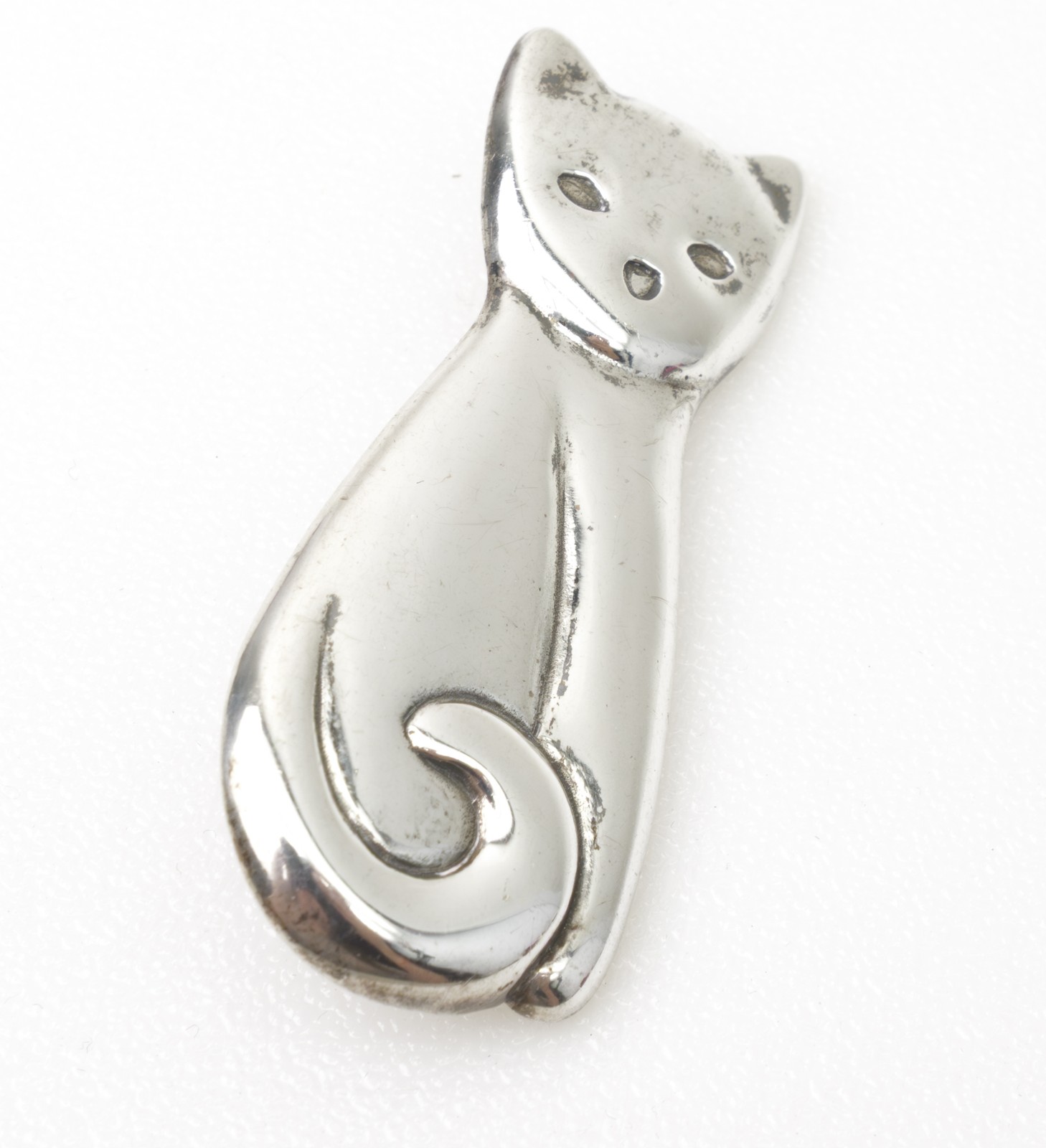 James Avery Sitting Cat Vintage Sterling Silver Pin