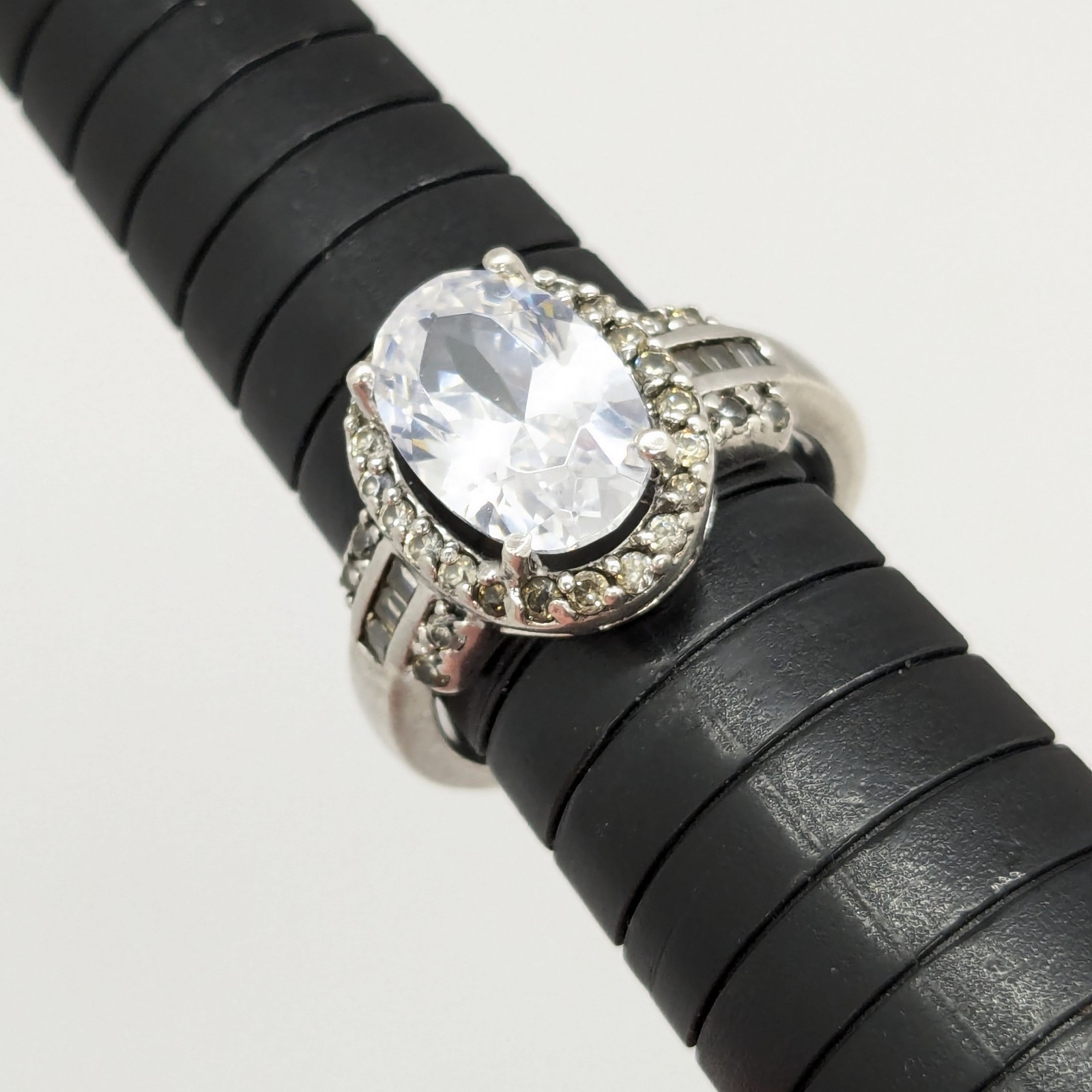 Vintage Elegant RING Silver 925 with Big Bright Stone -size: 8.25US (18mm) | #91