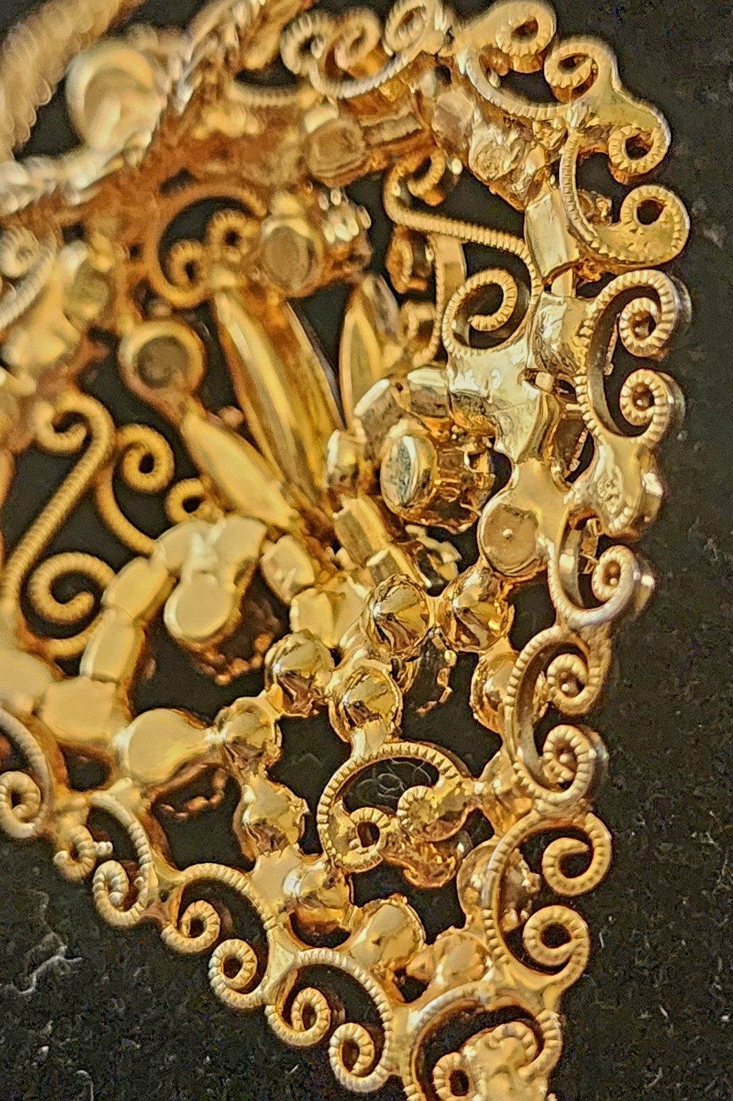 Gold Filigree Rhinestone & Crystal Pendant On Chain Juliana Designer Look