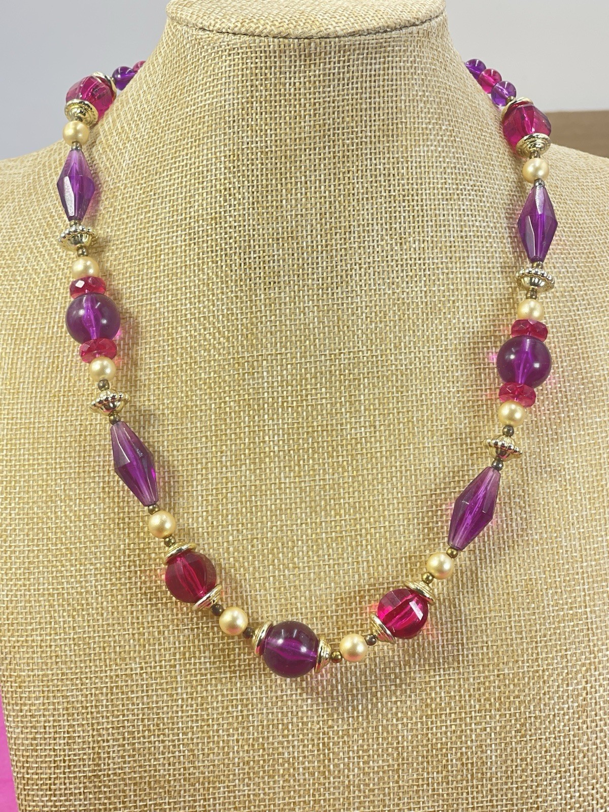 Vintage Bright Purple Pink Beaded Necklace Thick Lucite Gold Tone Spacers