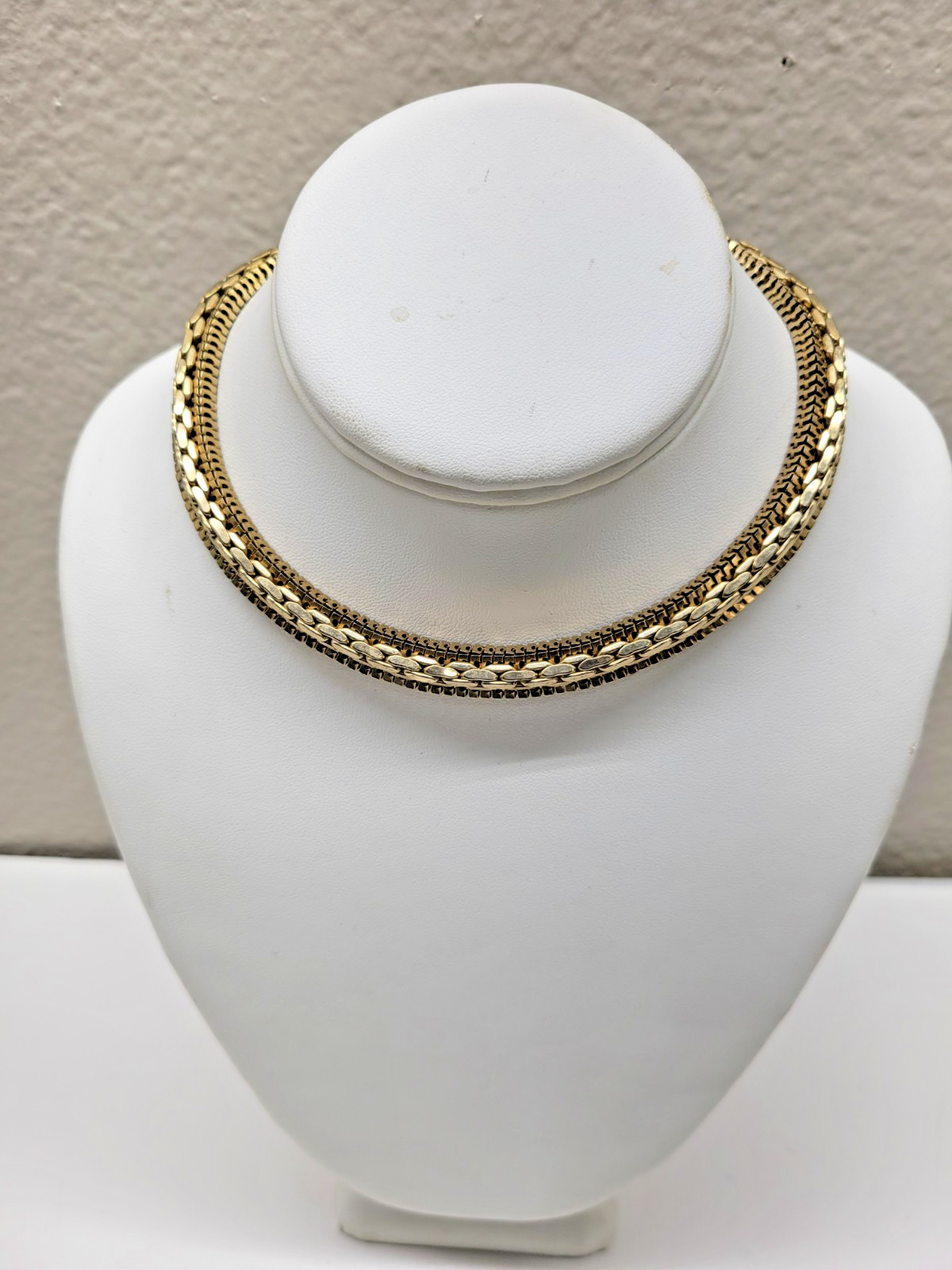 VTG 1950 BROOKRAFT Goldtone Necklace 14″