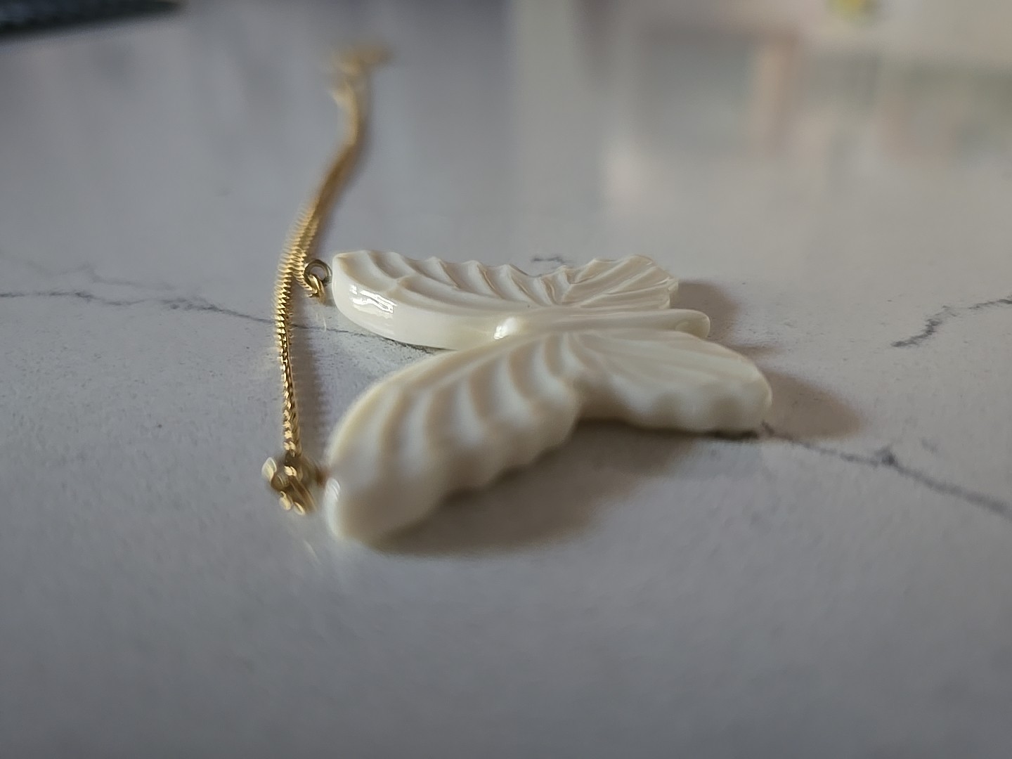 VTG Lenox Butterfly Necklace. 1/20th 12k Gold Filled Pendant Serpentine 10″L