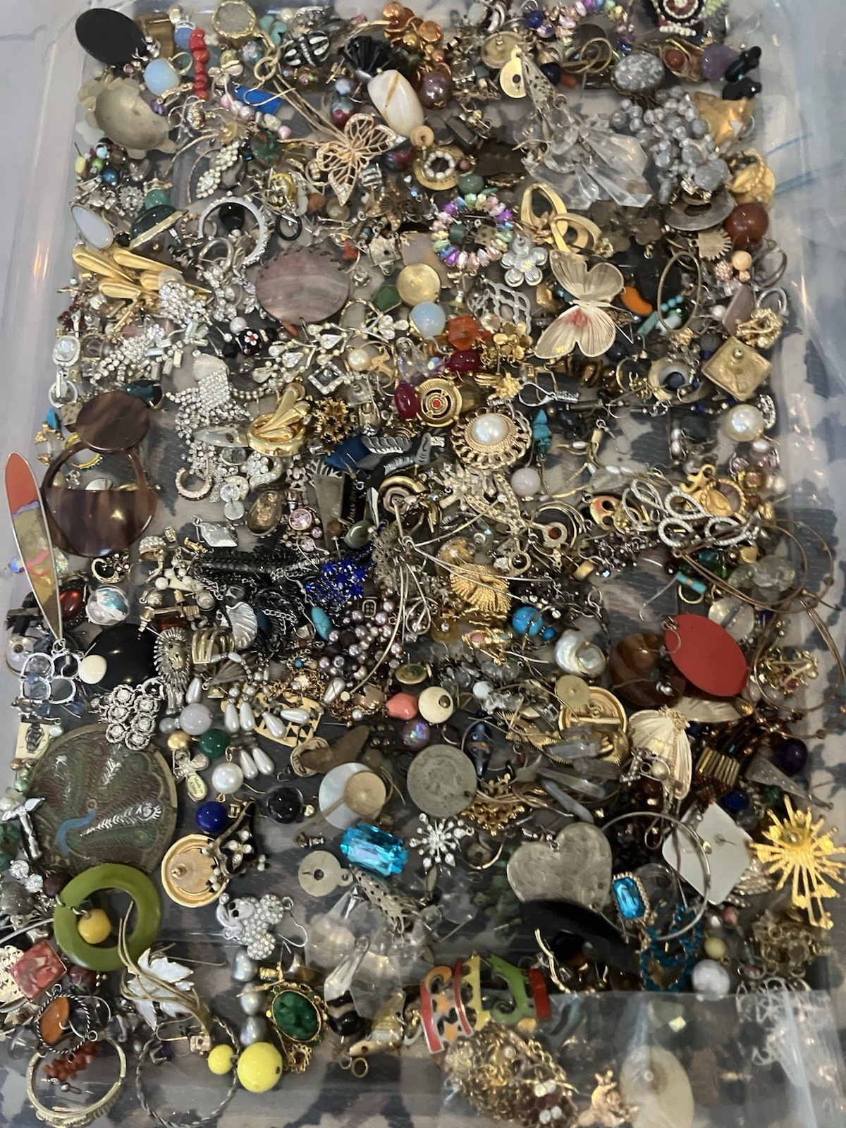 Vintage Lot Single Earrings Pierced Wires Posts Craft 3.12 Lbs