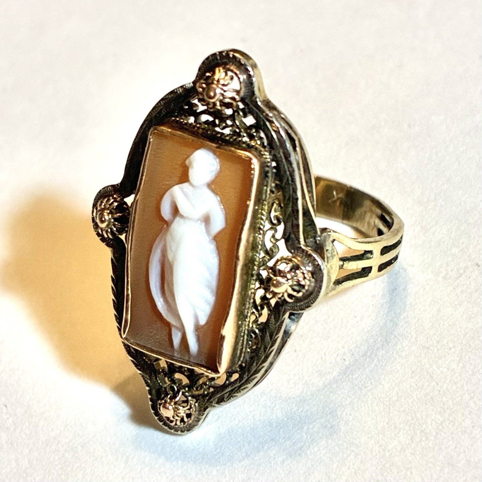 Sz 7.5 Victorian 14k filigree full figure shell Cameo Ring 3.61 g