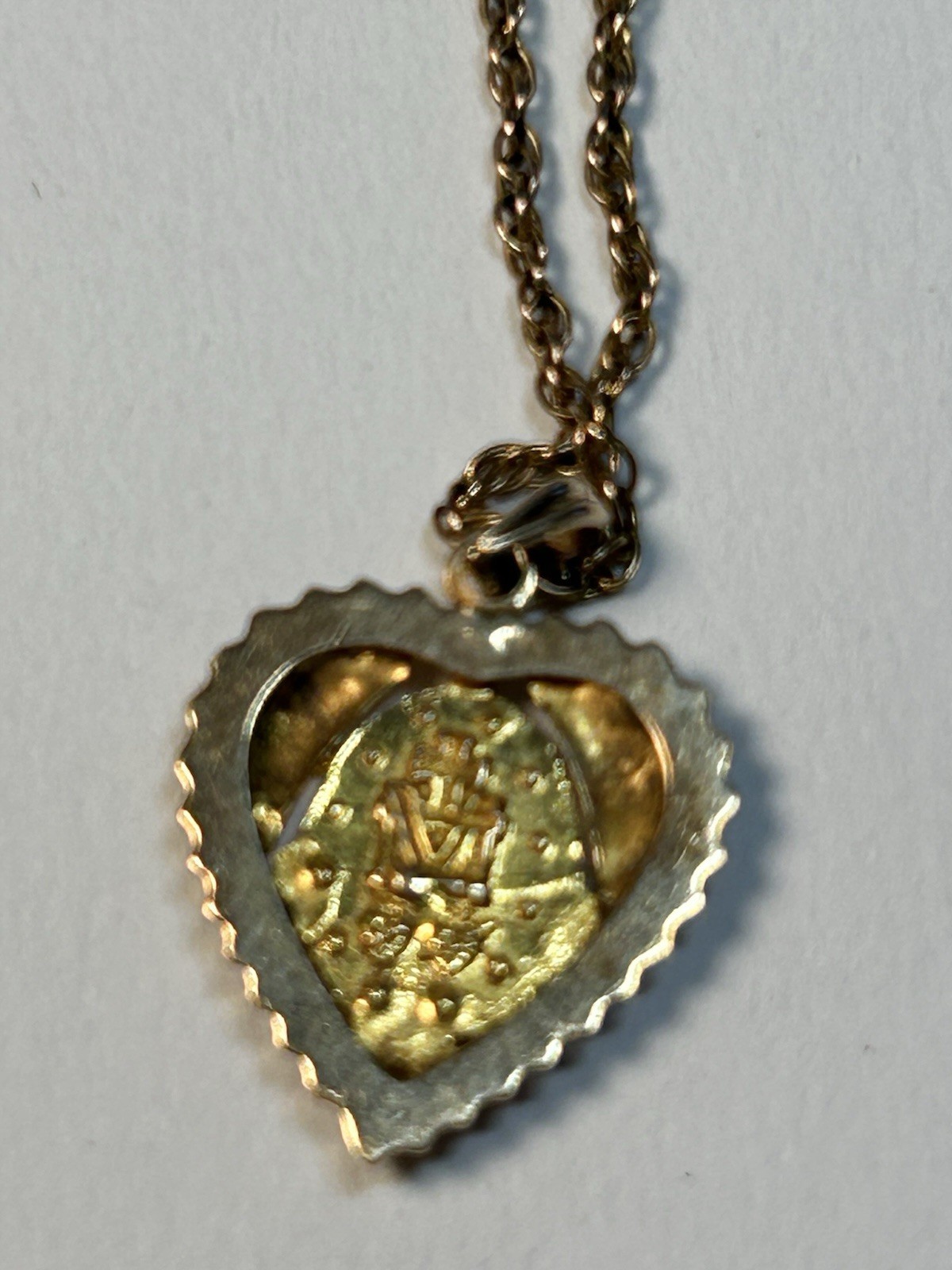 Vintage 12kt Gold Filled Miraculous Mary In Heart Pendant Necklace Nibless Clasp
