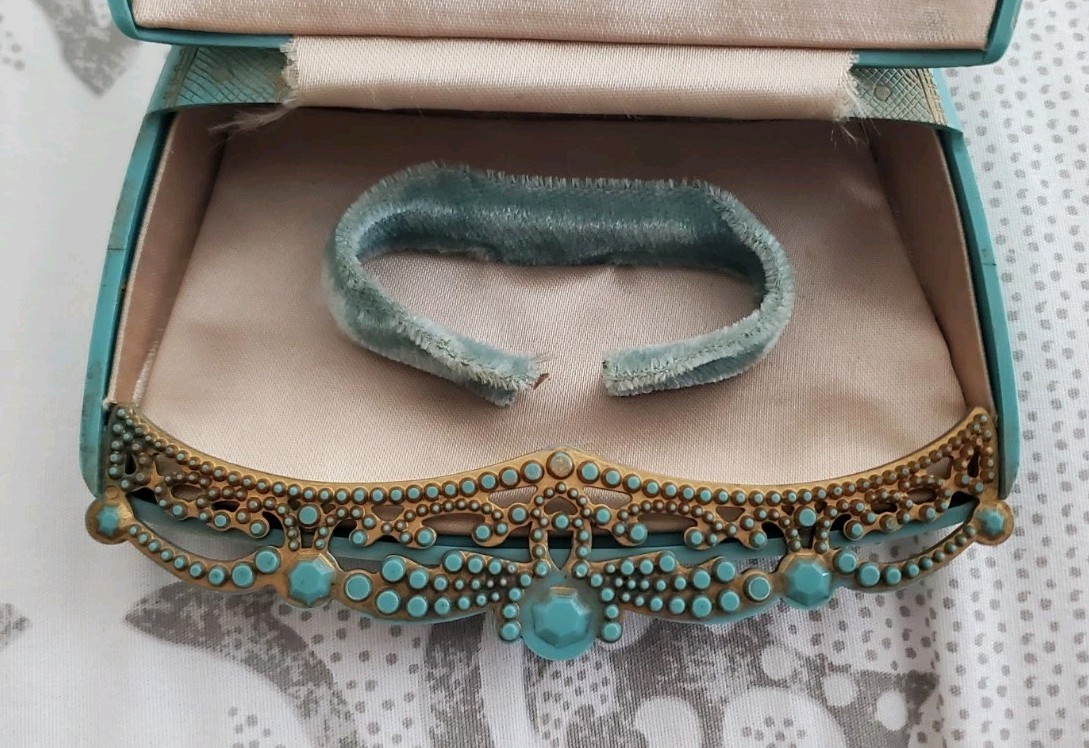 Scarce Vintage Kreisler “Golden Fantasy” Turquoise Ornate Jewelry Box
