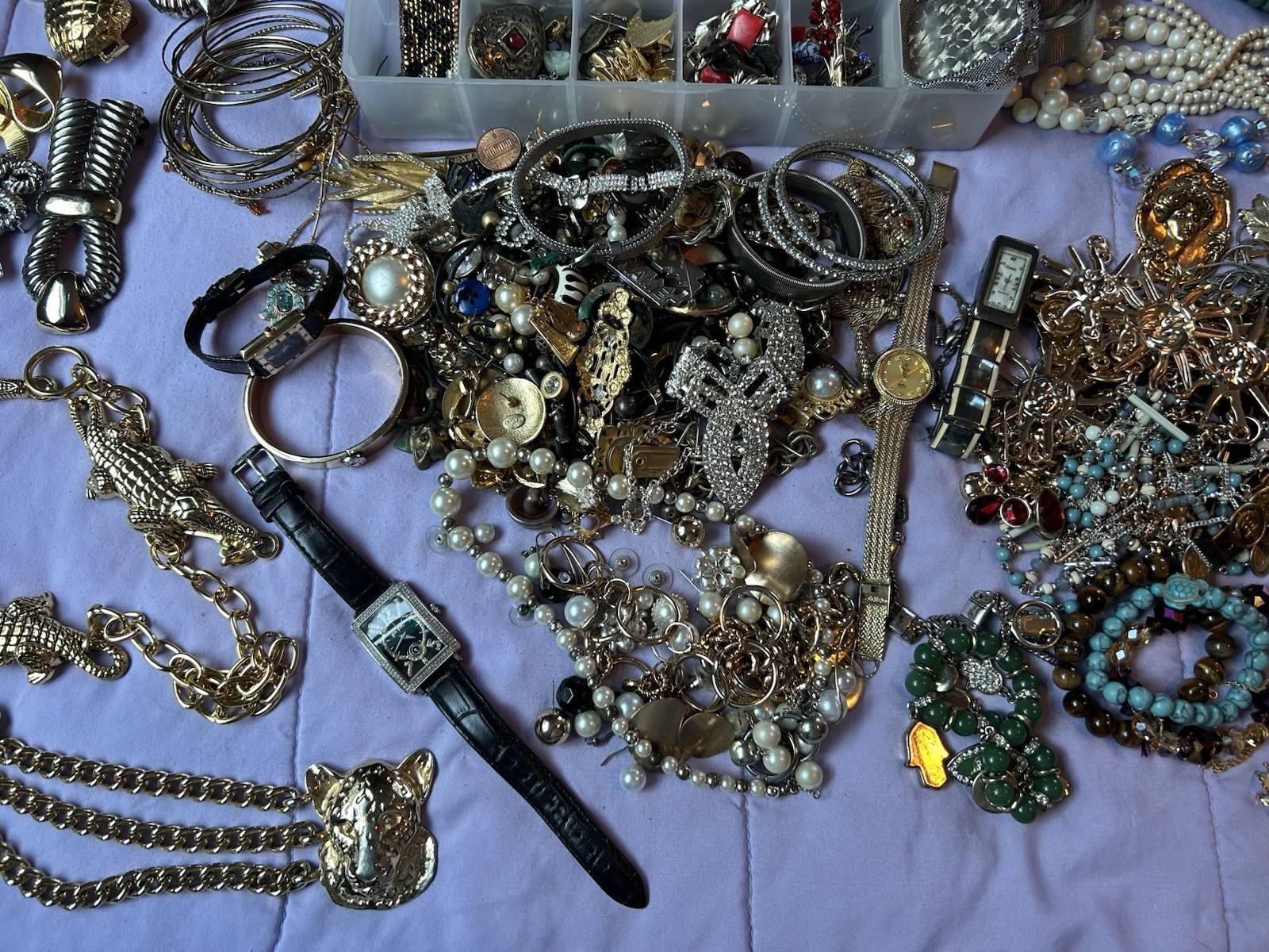 Vintage jewelry Lot