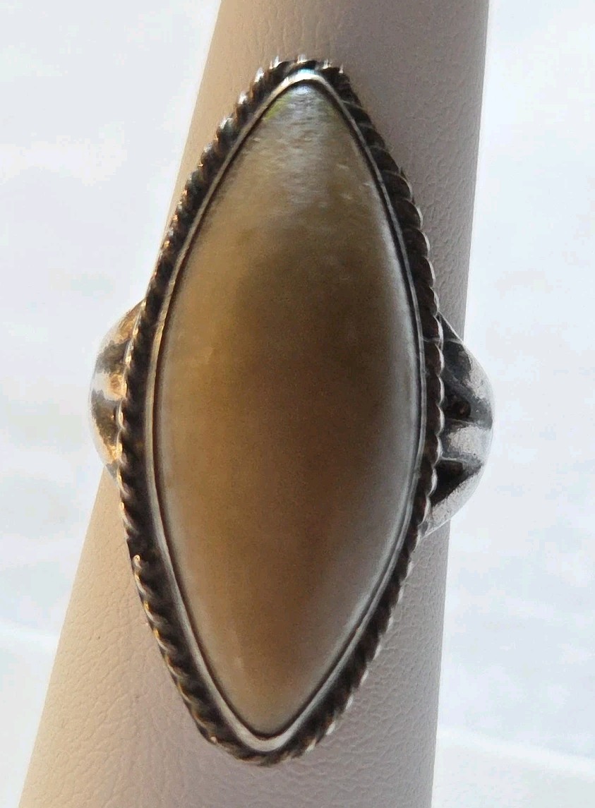 Vintage Sterling Silver Light Brown Agate Southwest Ring Size 5.5 Weighs 8.4g BB