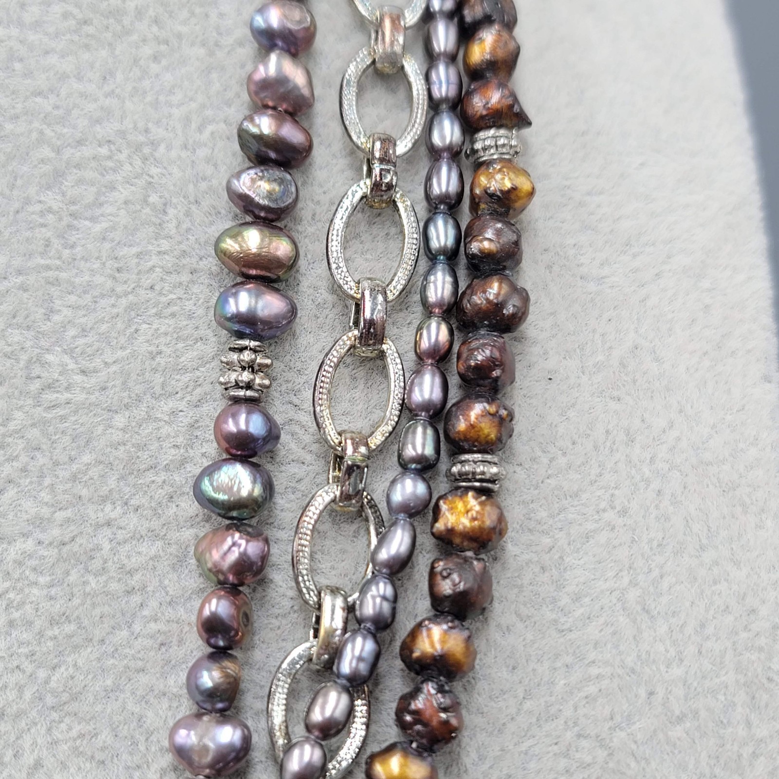 Vintage Multiple Strands PEARLS Bead Necklace Silver tone 18″