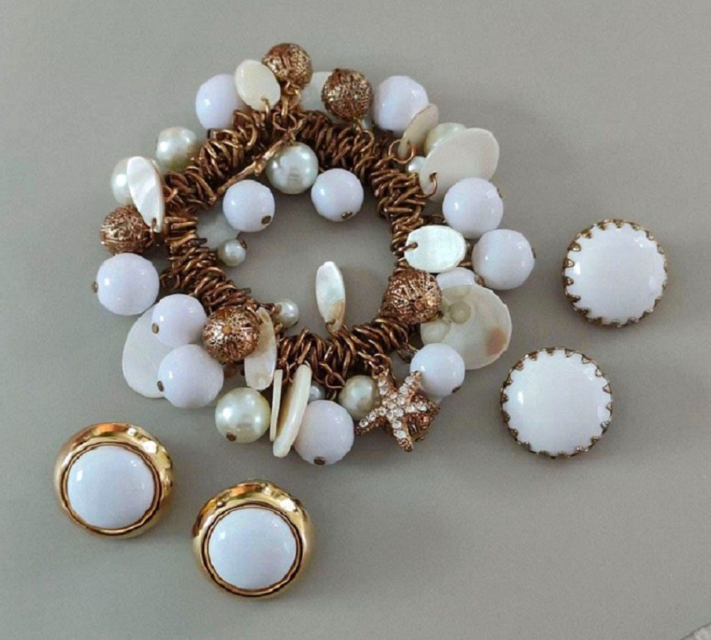 Gold Tone Starfish Statement Set Bracelet and Earrings Nautical Beach Chunky