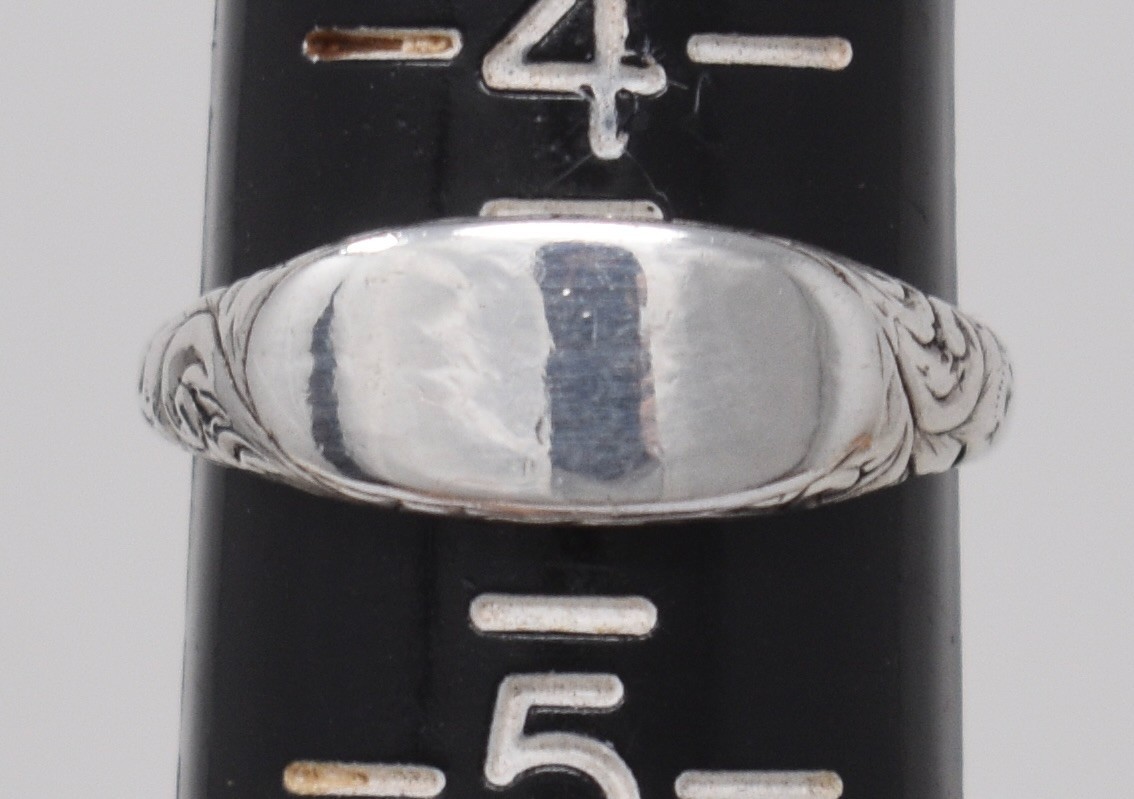Vintage Sterling Silver Blank Signet Ring Hand Chased Scrolls sz. 4.5