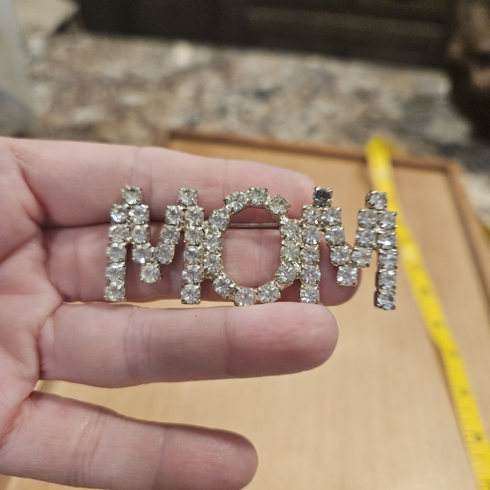 Vintage 1990’s Prong Set Clear Rhinestone Mom Silver Tone Pin Brooch