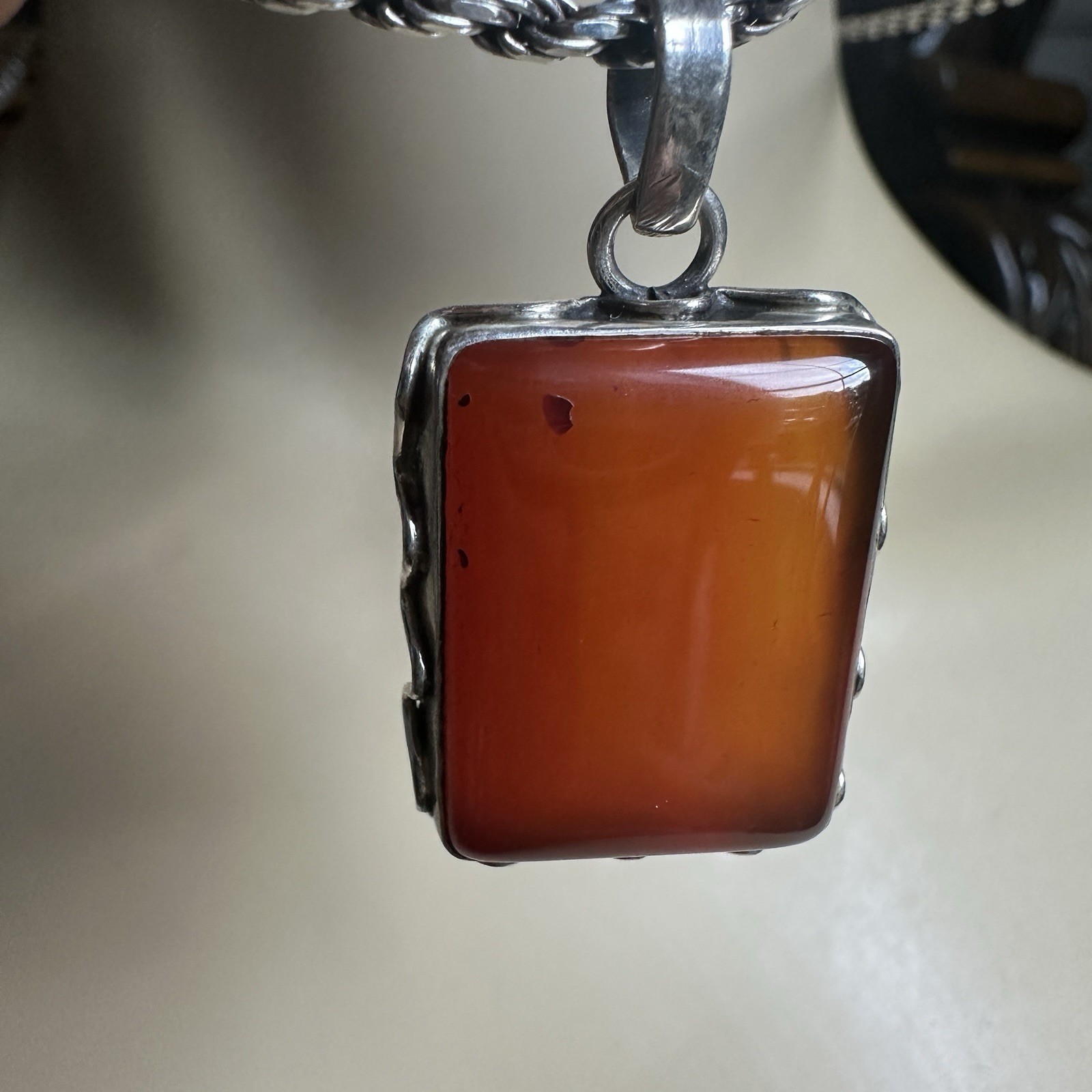 VTG Artisan Pendant Necklace 19 Inch Red Orange Carnelian Agate Sterling 20.8g