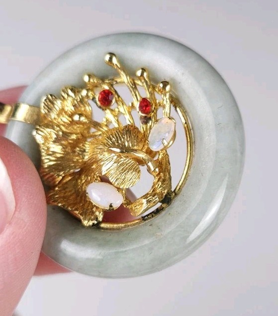 7mm Natural Jade Round Circular Goldtone Pendant