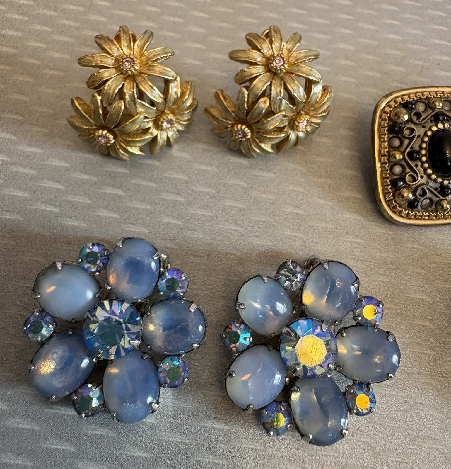 Vintage Designer Clip Earring LOT 5 Pair Signed Kramer Lisner Coro Golan ODLR
