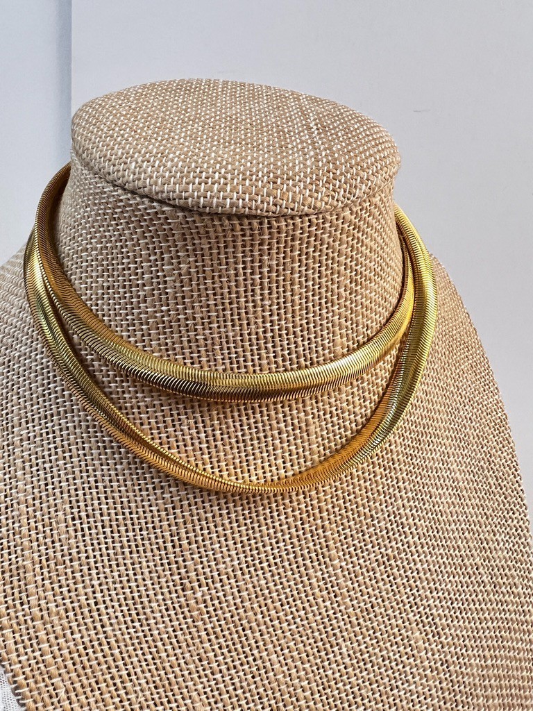 Vintage Gorgeous Gold Tone Snake Chain Approx 16″ Stainless Steel Milor