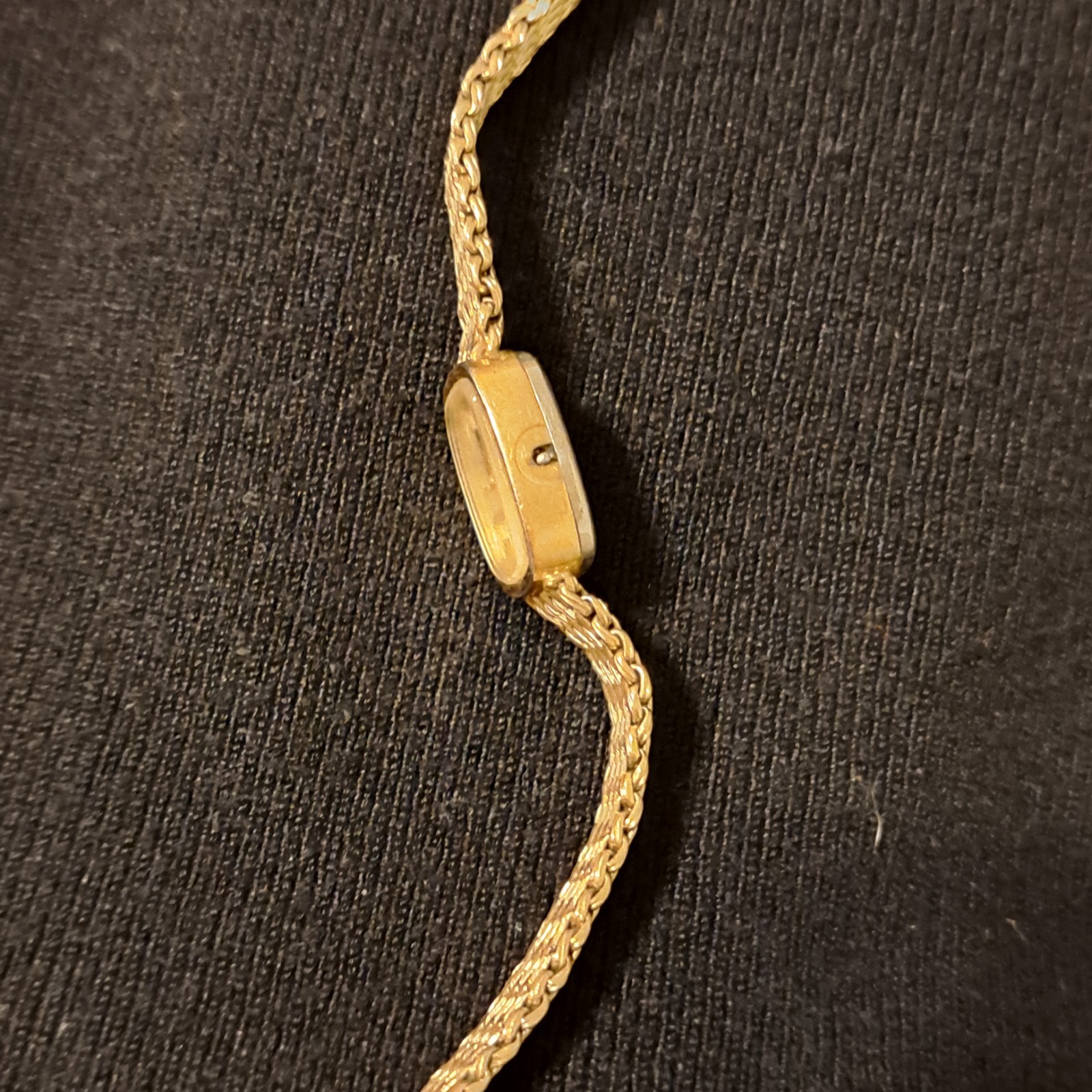 Vintage Lady Elgin Watch Gold Woven Band Missing Crown Needs Battery Untested