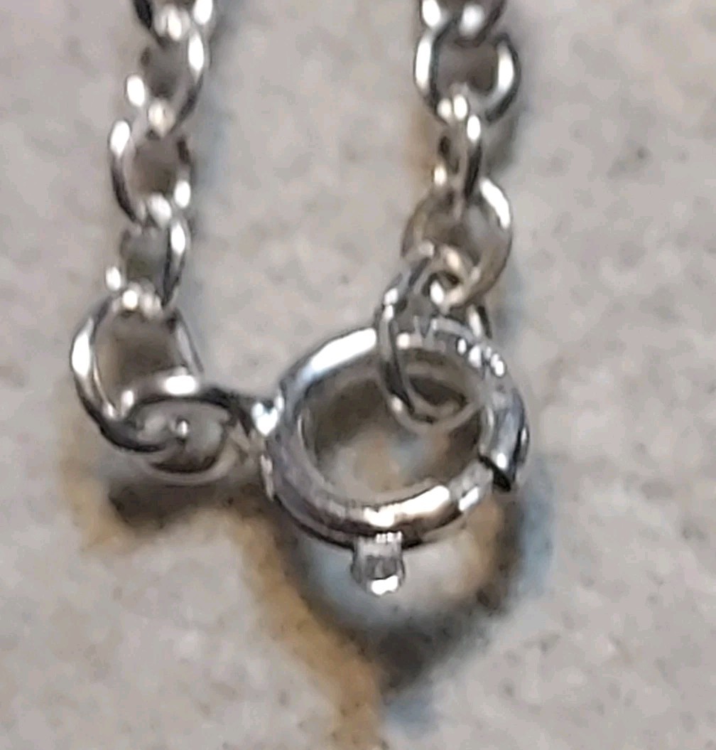 Vintage 925 Sterling Silver Genuine Opal Pendant/Necklace-18″ Chain-6g