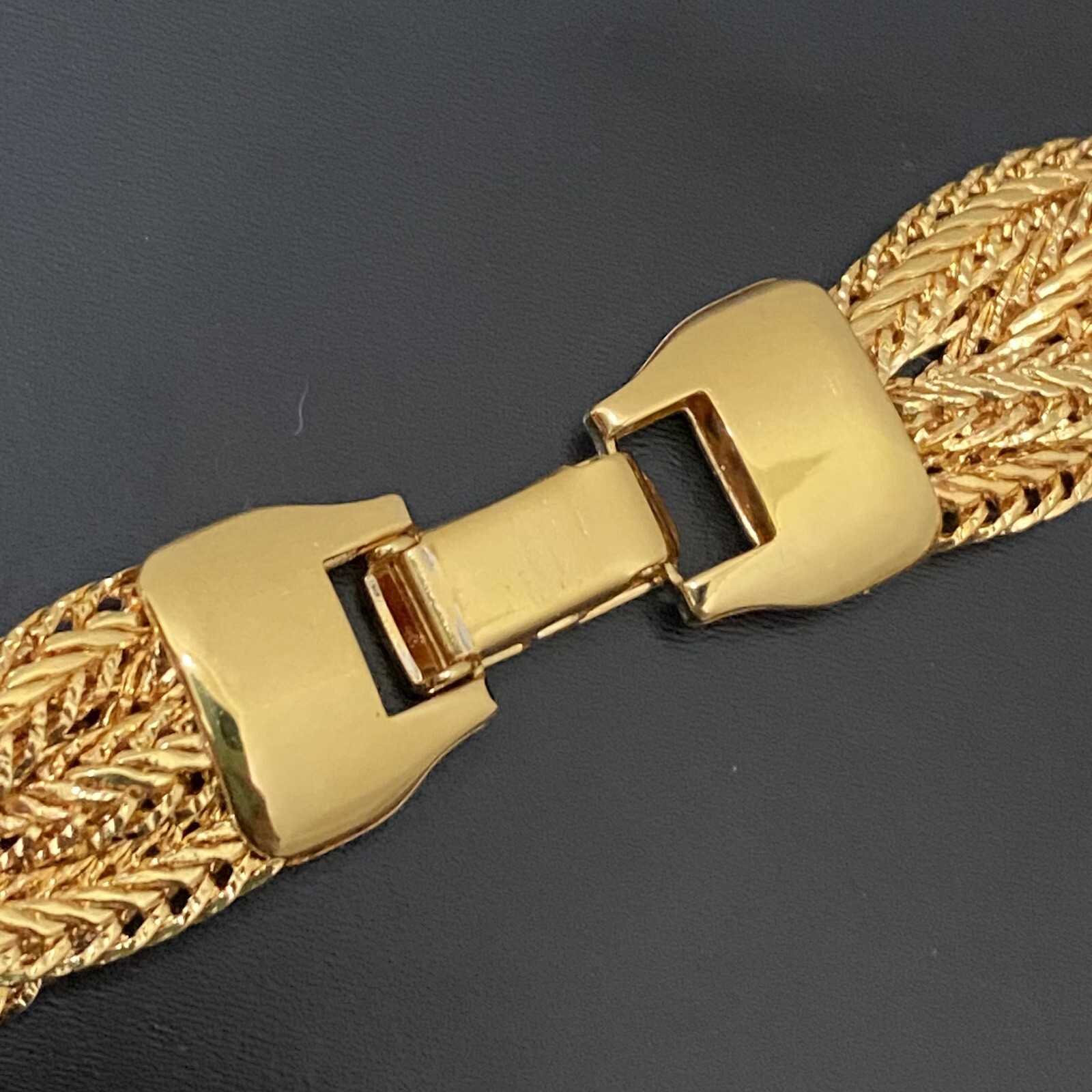 Vintage Unsigned Gold Tone Braided Chain Collar Runway 18” Necklace 58g.