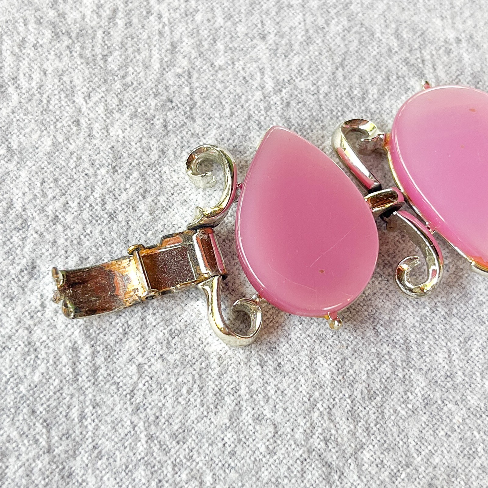 Vintage Pink Thermoset Bracelet Moonglow Atomic Mid Century Costume Jewelry