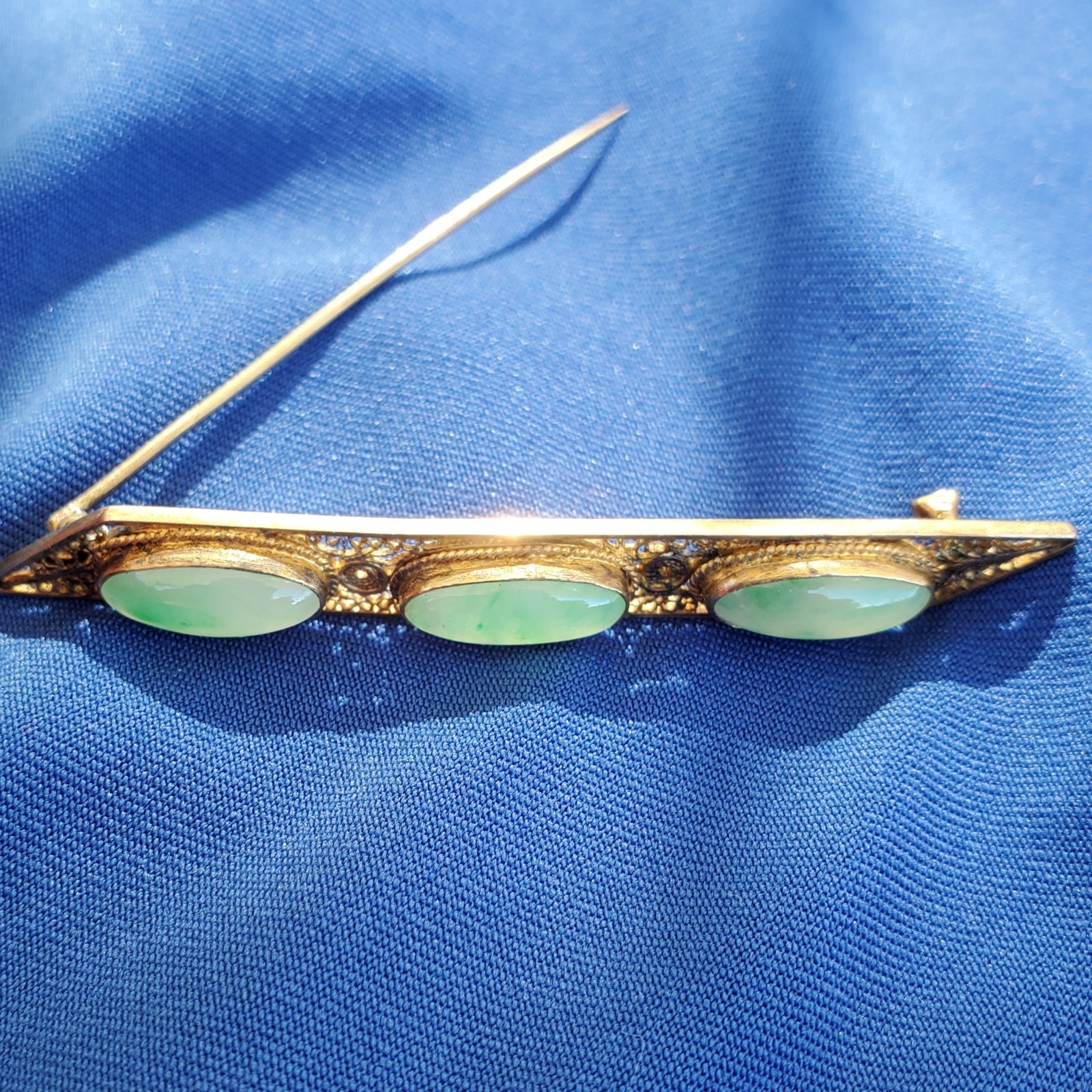 Original EARTH MINED JADE Antique Art Deco Brooch Vintage SOLID 14K GOLD Bar Pin