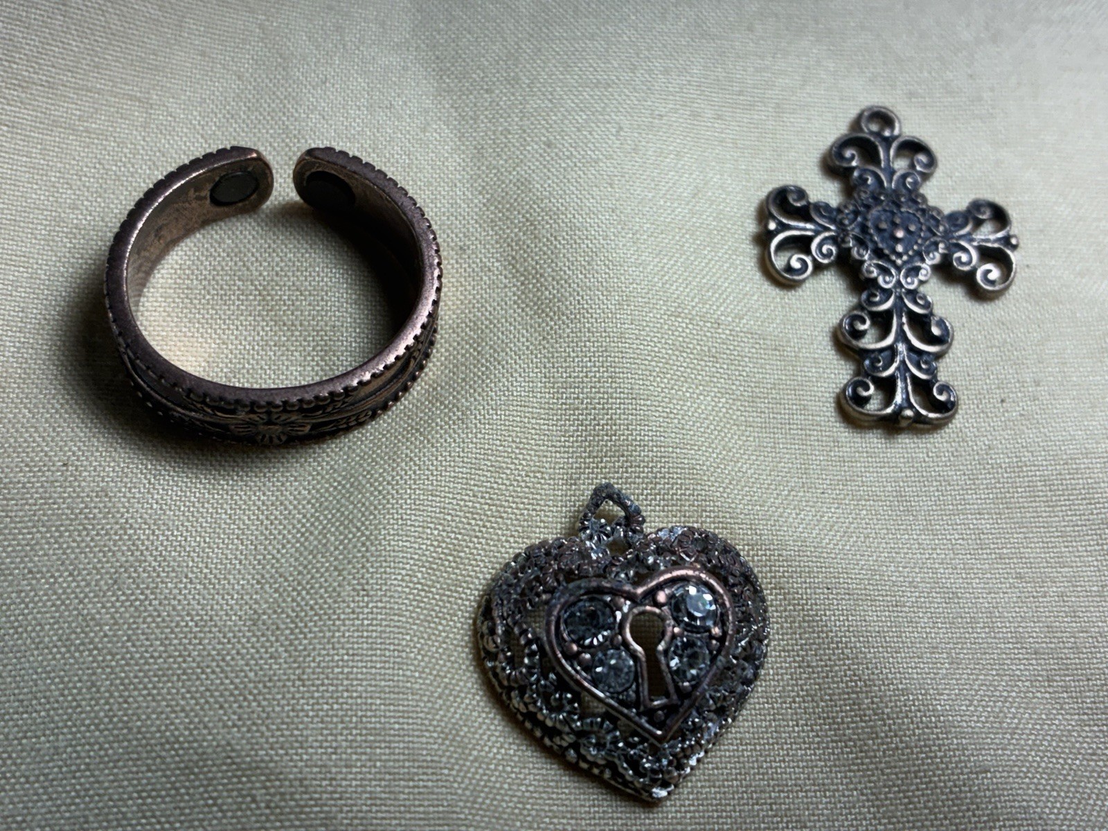3pc Mixed Lot Vintage Filigree Pendants Copper Magnetic Ring