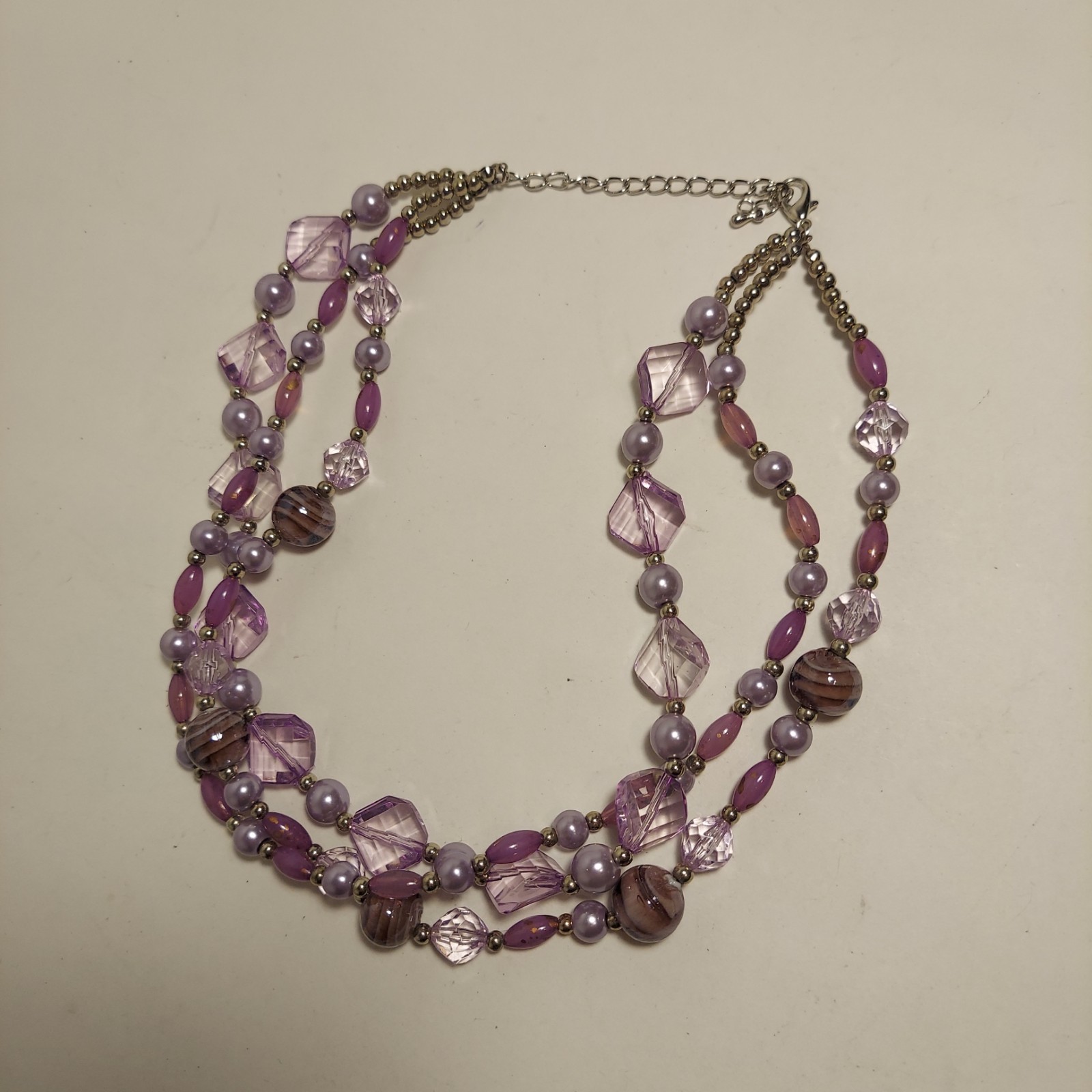 VTG Lavender Purple Crystal Faux Pearl Bead Necklace 15” Long 3 Strand
