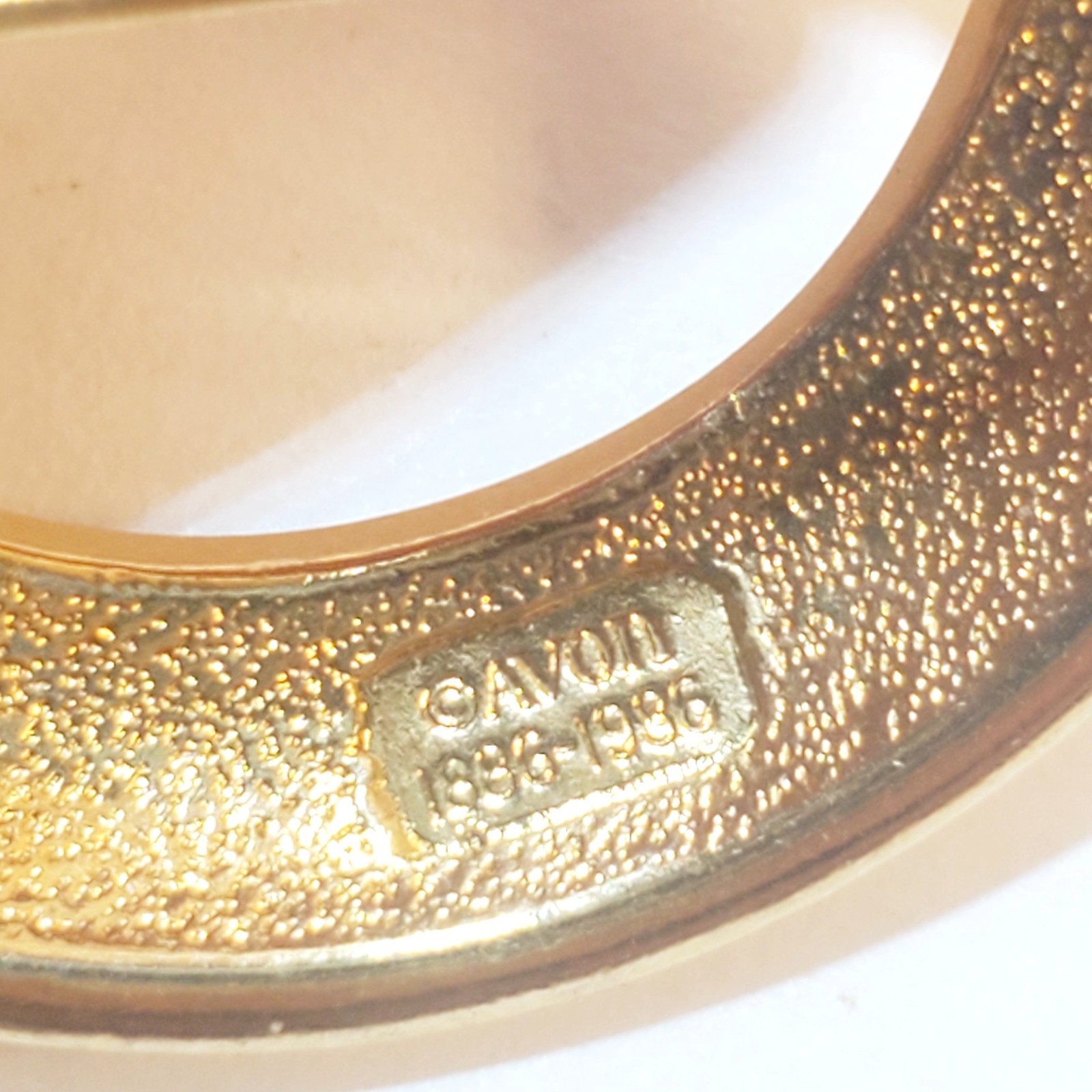 Vtg Signed Avon Gold Tone Metal Circle Rhinestones 100 yr Anniversary Brooch Pin