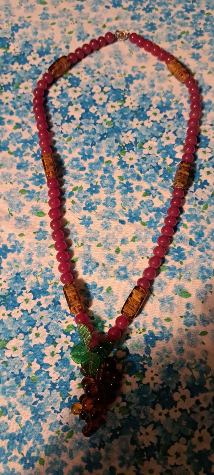 Vintage Red Beaded Necklace With A Cluster Of Grapes And Green Leaf Beads 21 In
