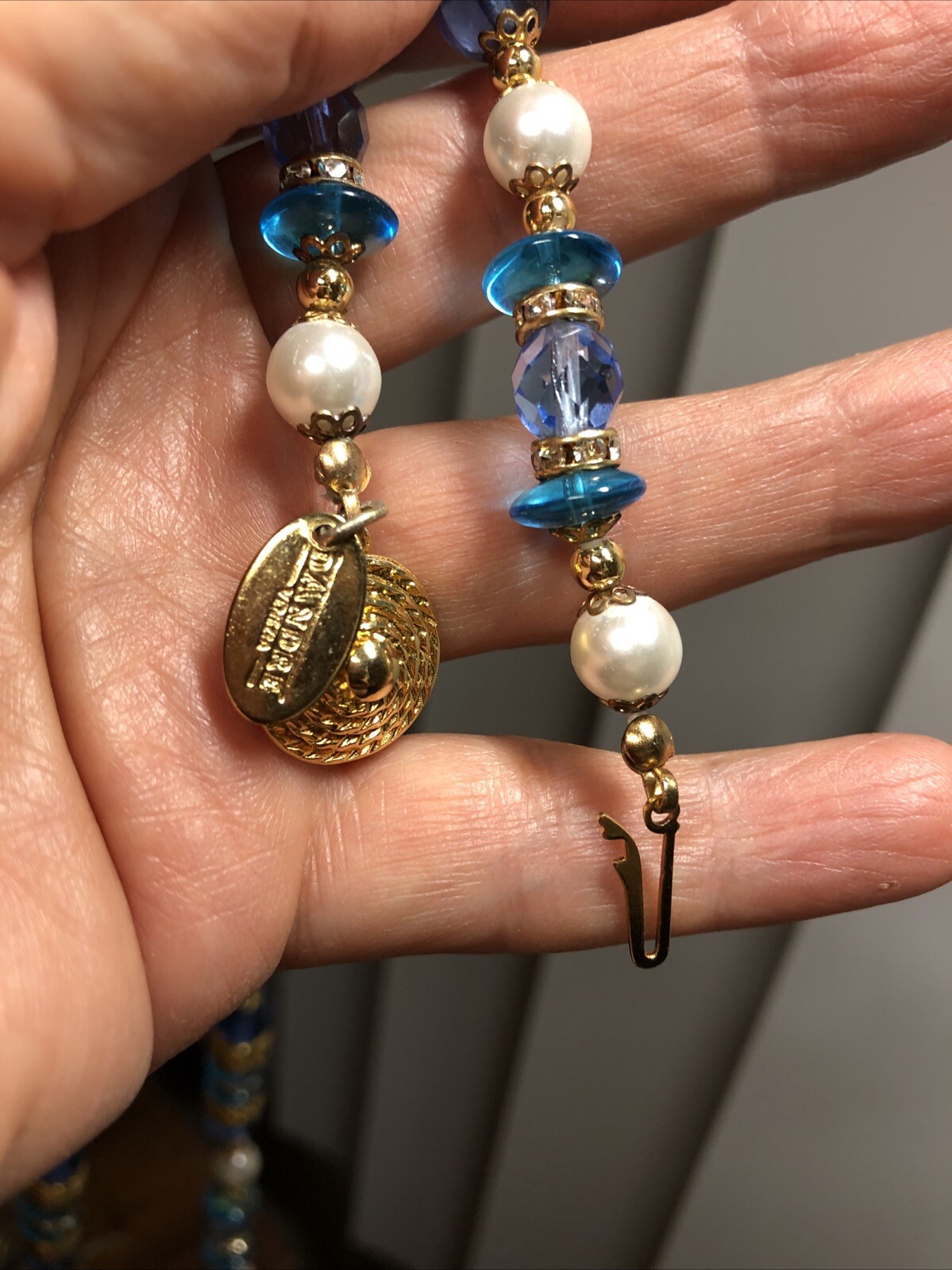 20. DAndre Venezia Gold tone Spacer Pearl Blue Yellow Glass bead Necklace 28″