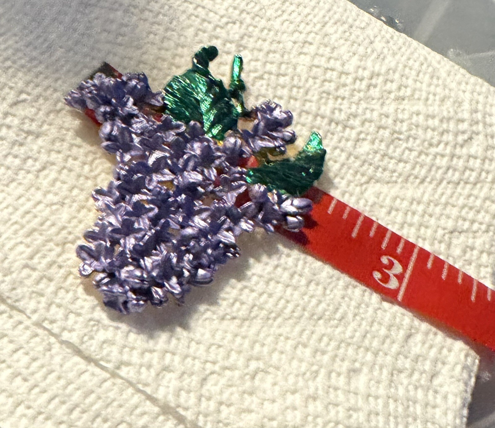 SALE: Vintage Gold Tone Lilacs Flower Floral Purple Enamel Brooch Pin Unsigned