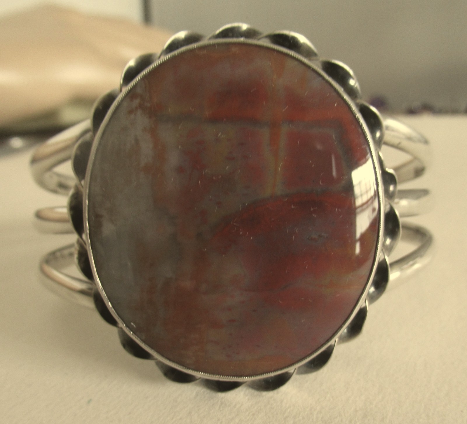 UNISEX HEAVY WIDE NAVAJO STERLING CUFF BRACELET w PETRIFIED WOOD, 51GR, 7 INCHES