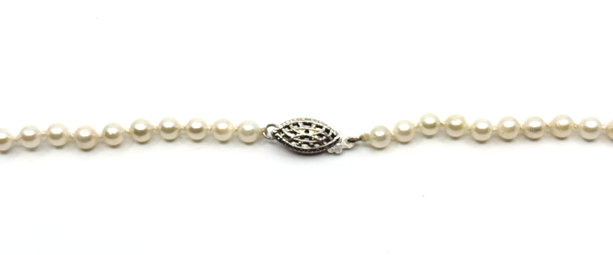 Vintage 4mm Petite Japanese Saltwater Akoya Pearl Sterling Silver Necklace 19.25