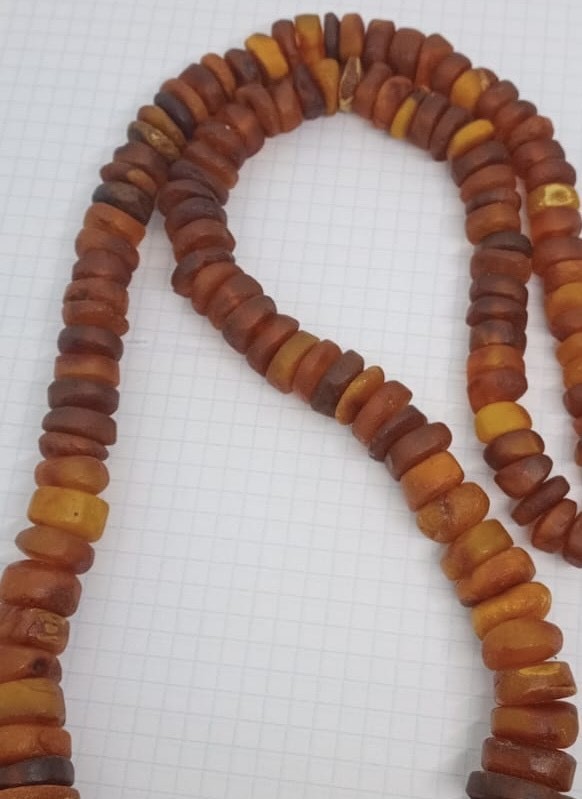 老琥珀 NATURAL BALTIC AMBER EGG BUTTERSCOTCH YOLK BIG OLD NECKLACE 182 GR