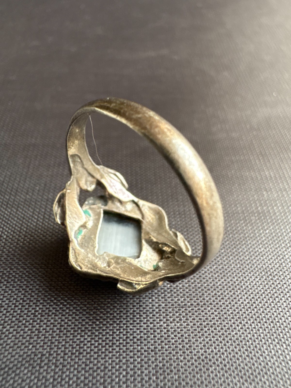 Vintage Silver Dark Grey Cat’s Eye Ring Handcrafted Ring Size 8 US