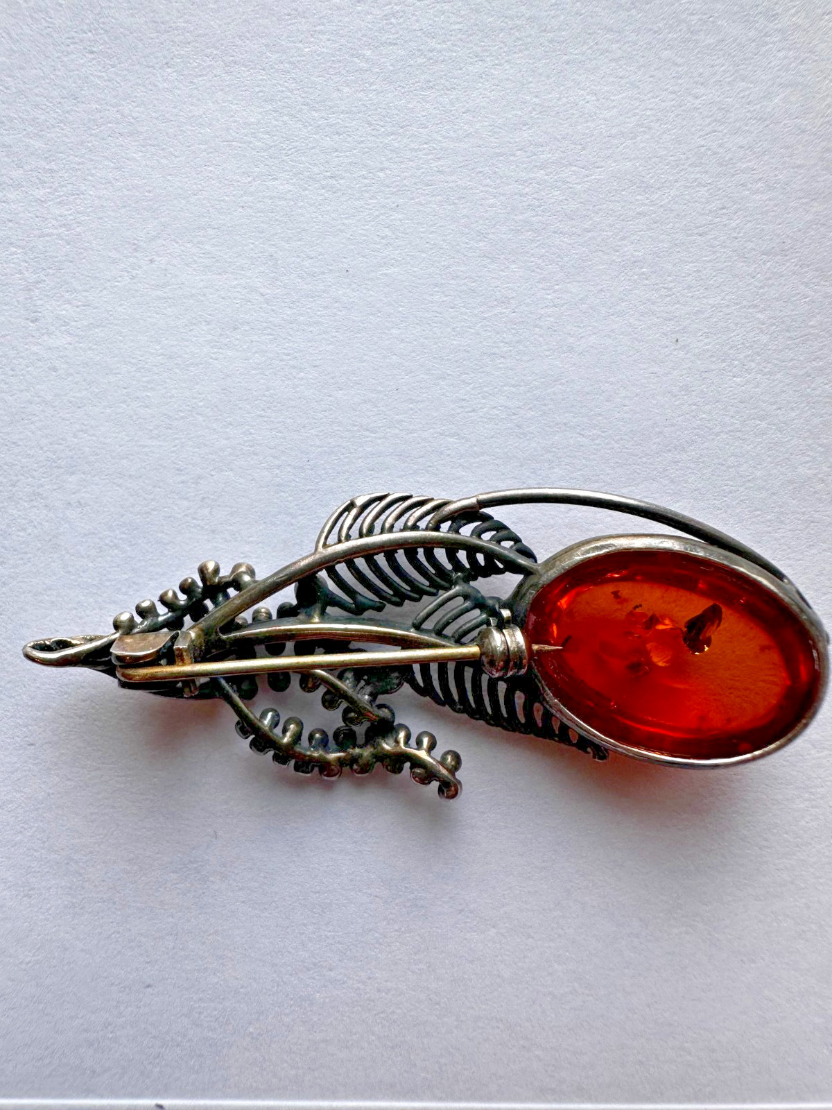 Vintage Baltic Amber & Sterling Silver Leaf Brooch Pin – Natural Amber Inclusion
