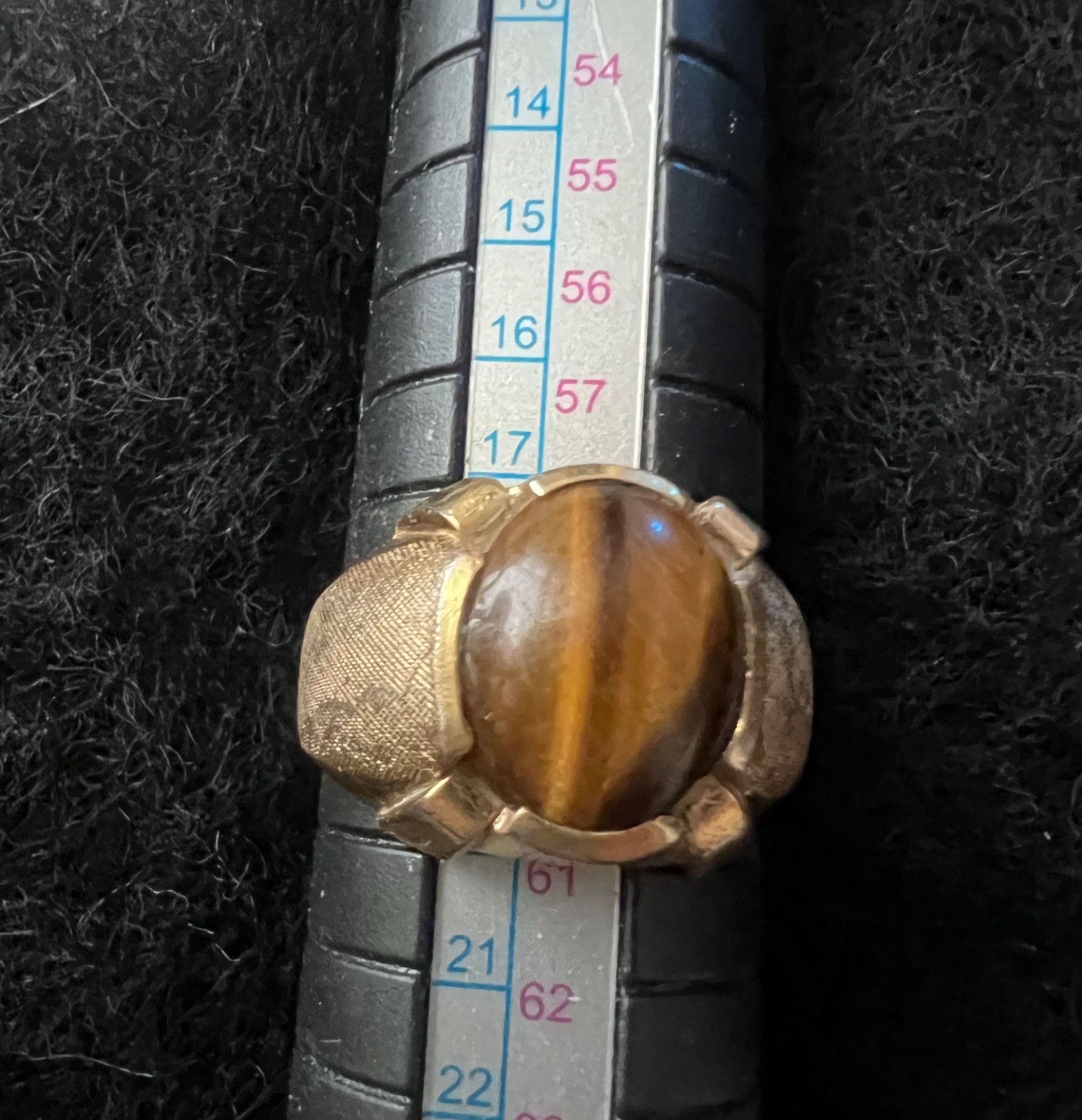 Vintage Mens Size 9 Tiger Eye Ring Gold Plated Maker Mark Gold Tone