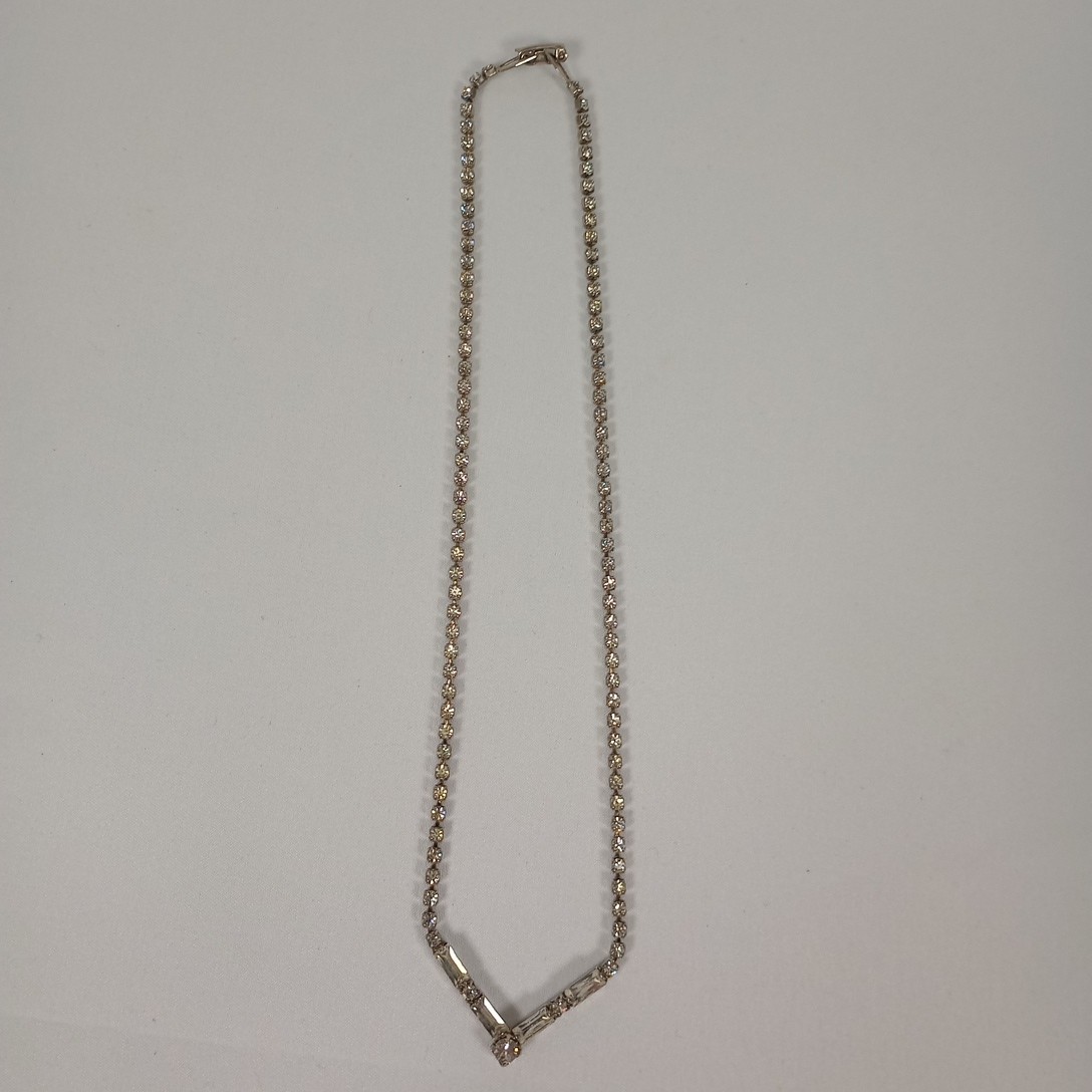 Vintage Clear Rhinestone V Necklace Baguette Accent Tennis Necklace 14″