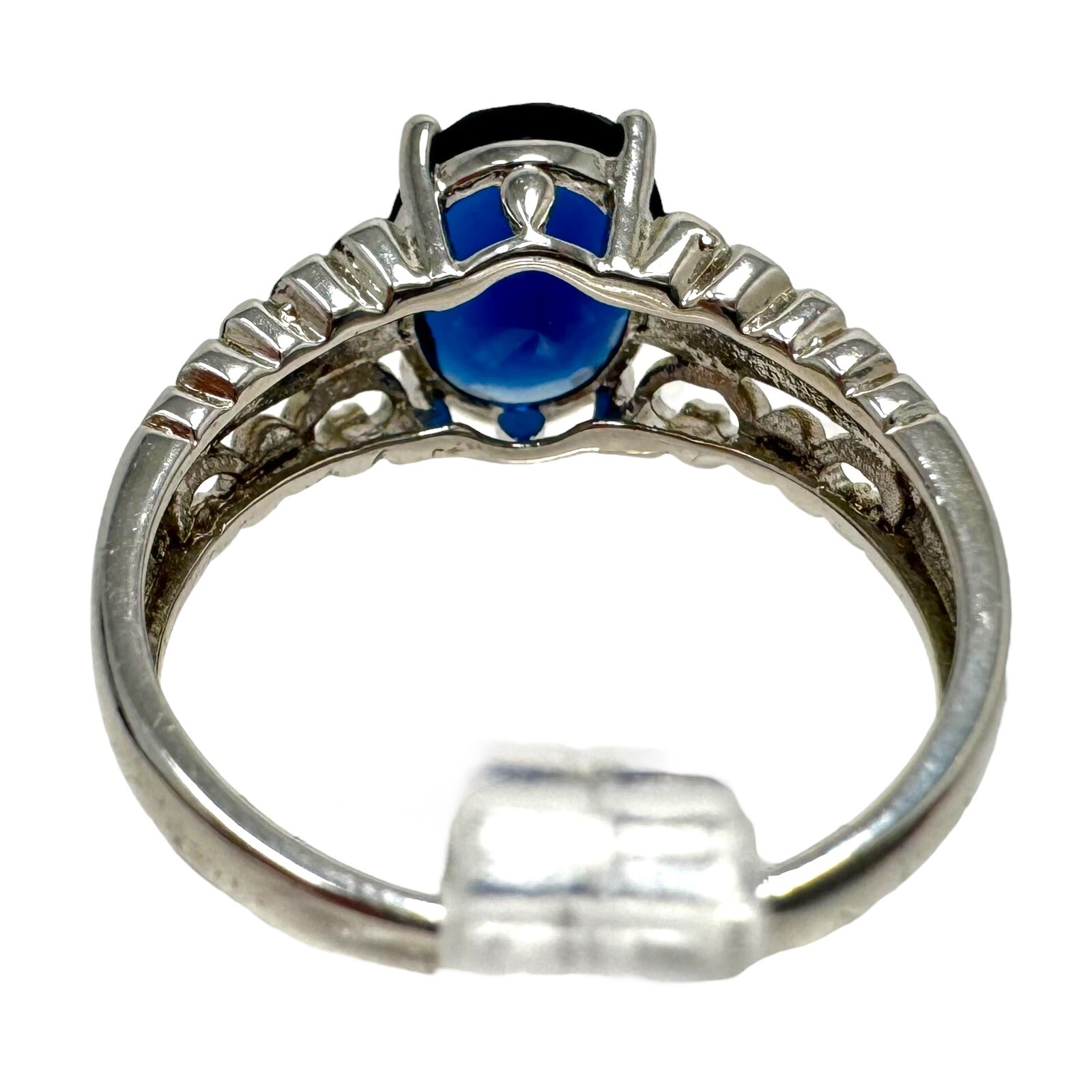 Vintage Silver Tone Blue Oval Glass Solitaire Cocktail Ring 7.25