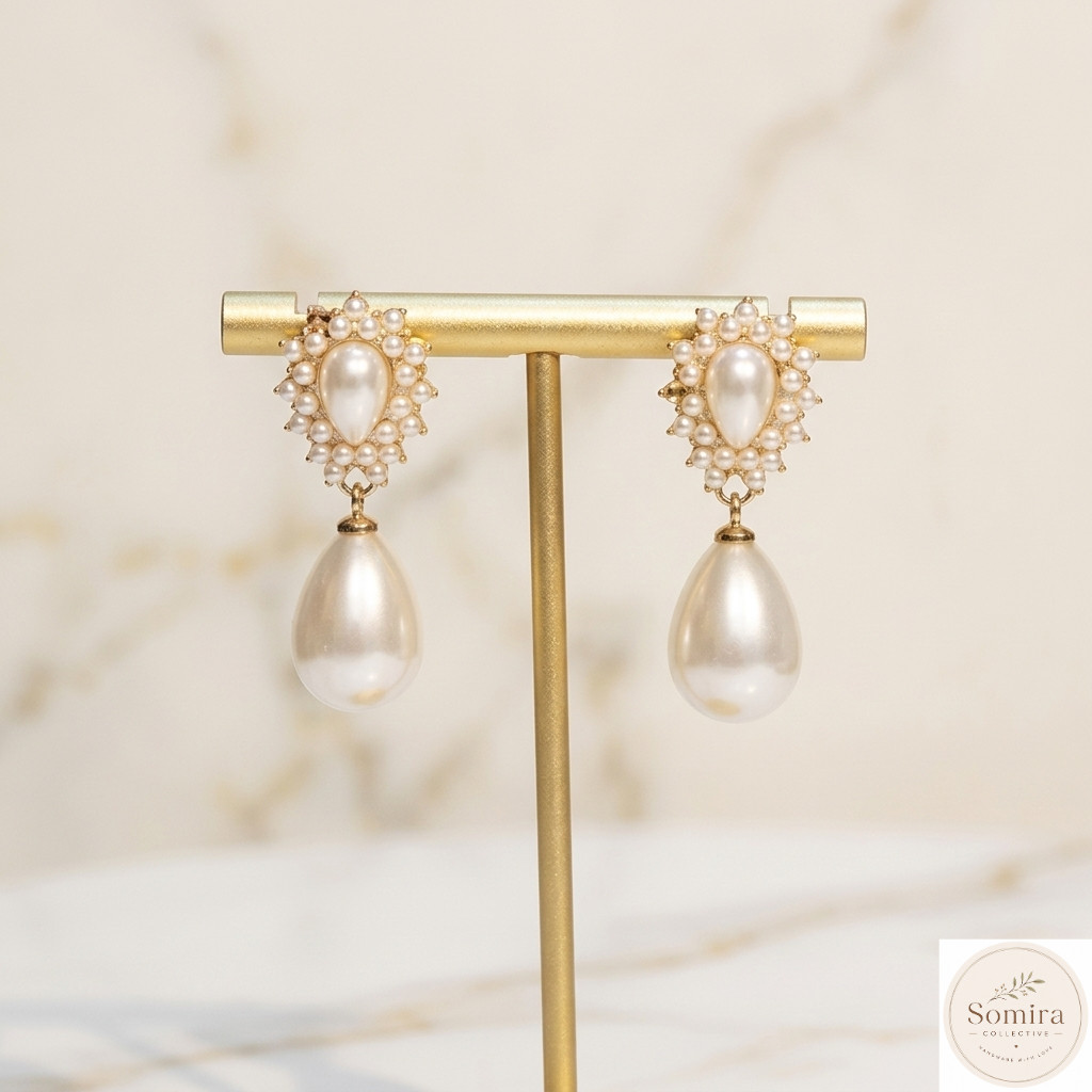 Vintage Pearl Set, Double Strand Necklace and Teardrop Earrings